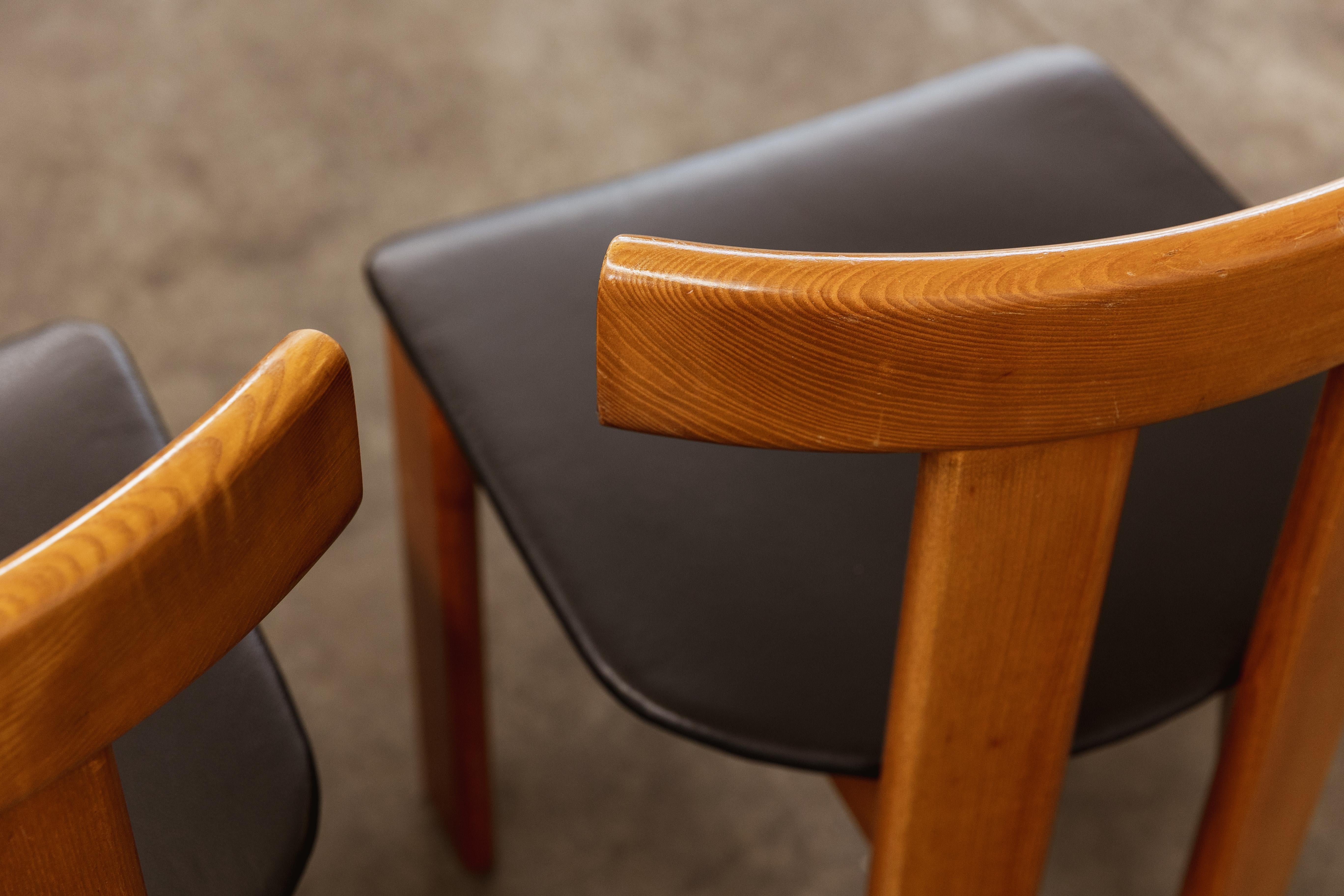 Luigi Vaghi Dining Chairs for Former, Black Leather, 1968, Set of 6 For Sale 1