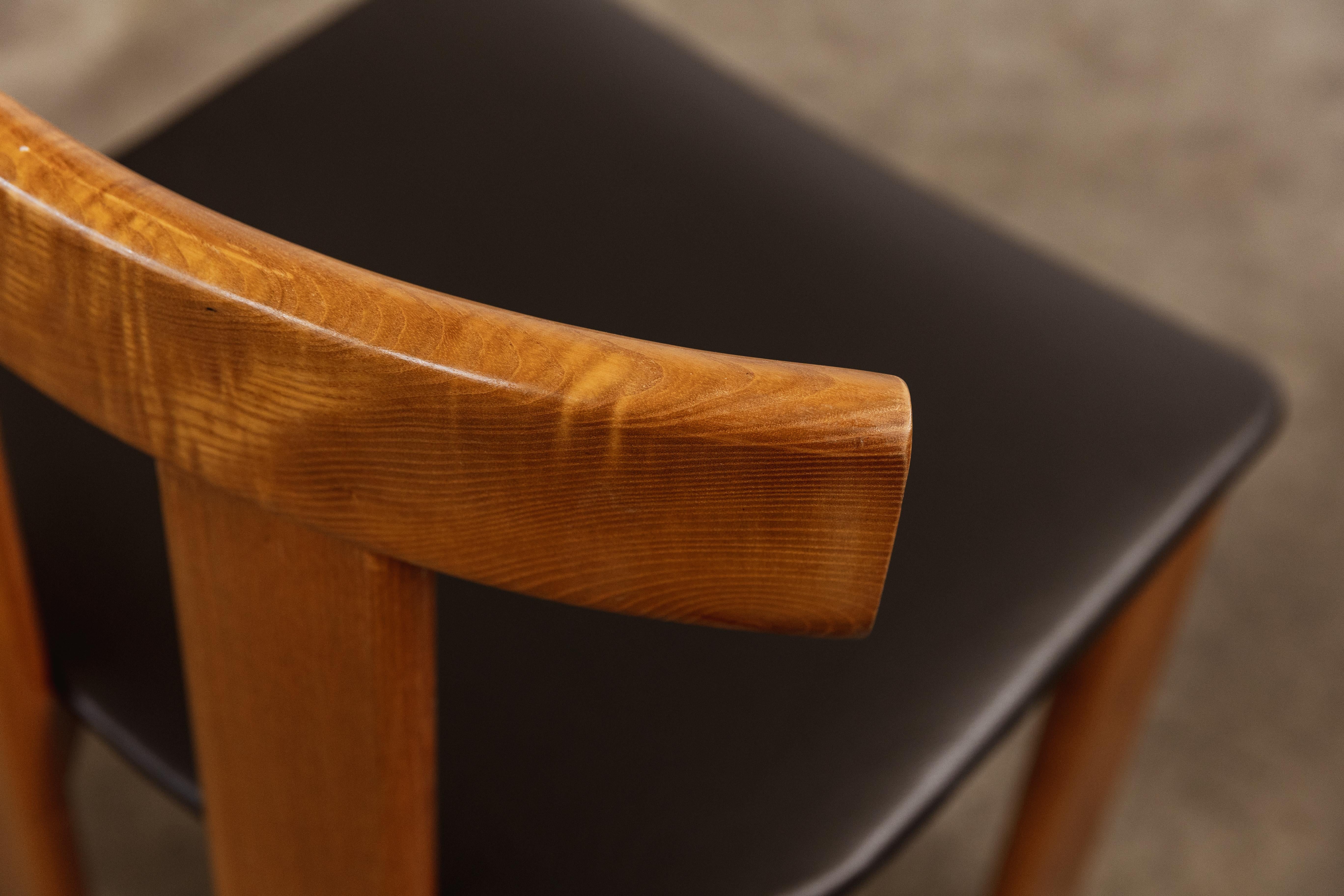 Luigi Vaghi Dining Chairs for Former, Black Leather, 1968, Set of 4 For Sale 5