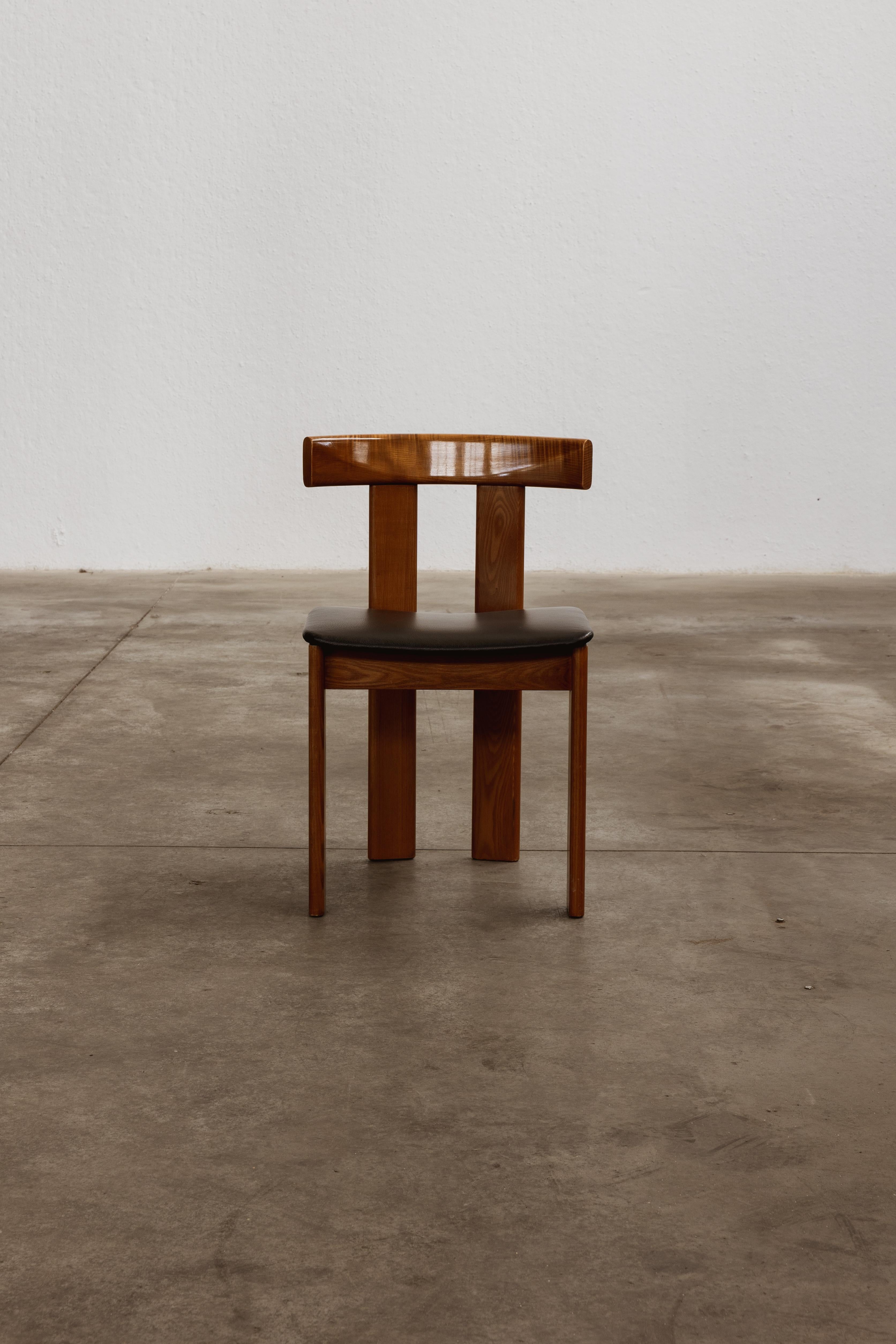 Italian Luigi Vaghi Dining Chairs for Former, Black Leather, 1968, Set of 4 For Sale