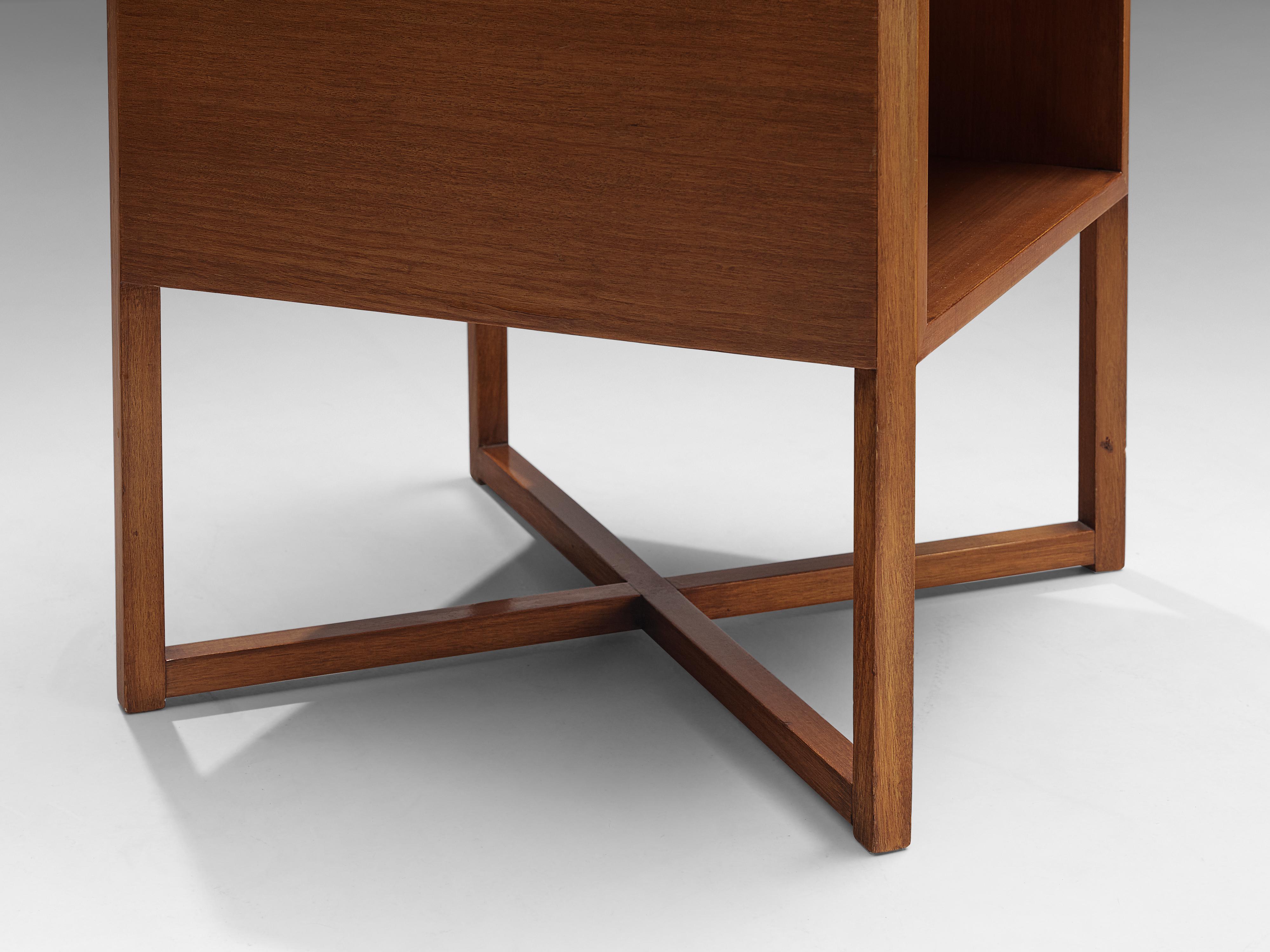 Luigi Vaghi for Alfredo Borghi Cantù Set of Four Modular Coffee Tables 1