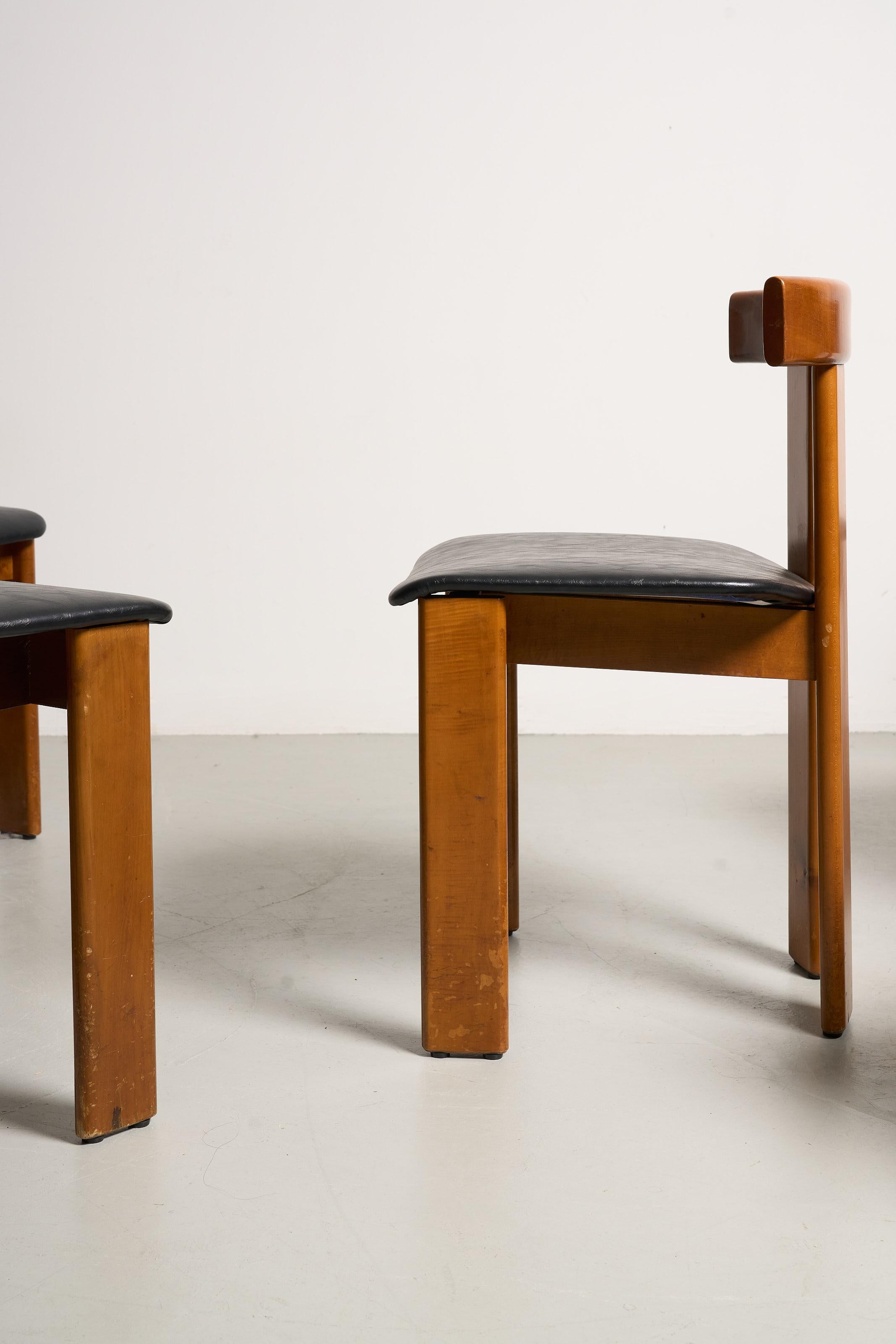 Mid-Century moderno Set di 6 sedie Luigi Vaghi in vendita
