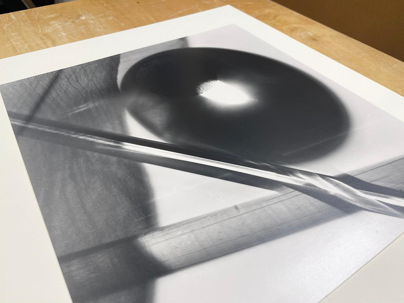 Fotogramma Nr. 56 & Nr. 57 - Abstrakter Schwarz-Weiß-Druck, Fotogramm, Negative im Angebot 9