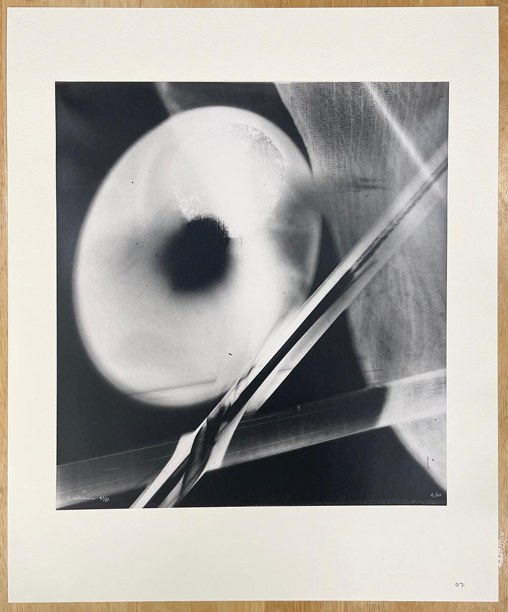 Fotogramma Nr. 56 & Nr. 57 - Abstrakter Schwarz-Weiß-Druck, Fotogramm, Negative im Angebot 1