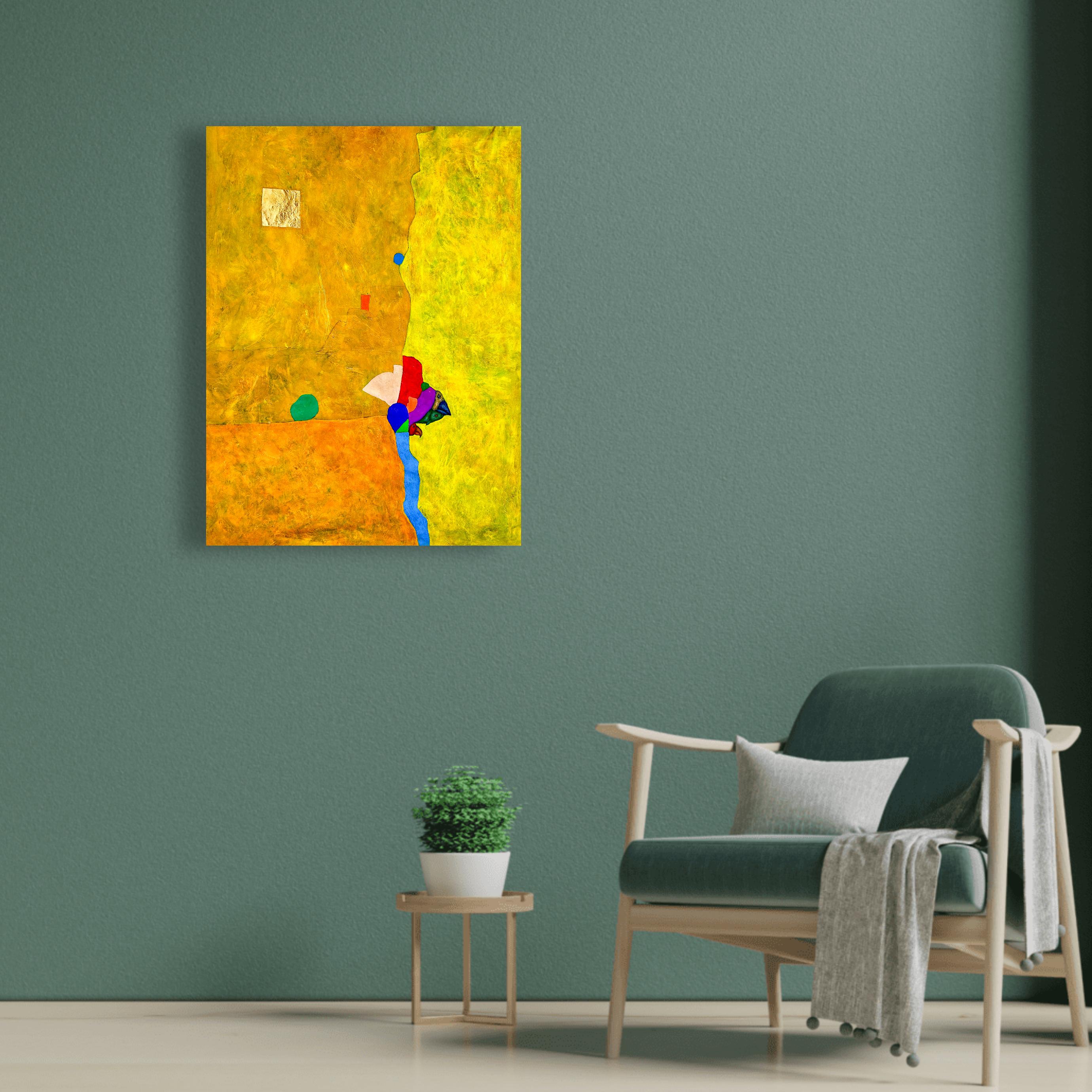 Pittura astratta sui toni del giallo con figurazioni e oro su tela. 