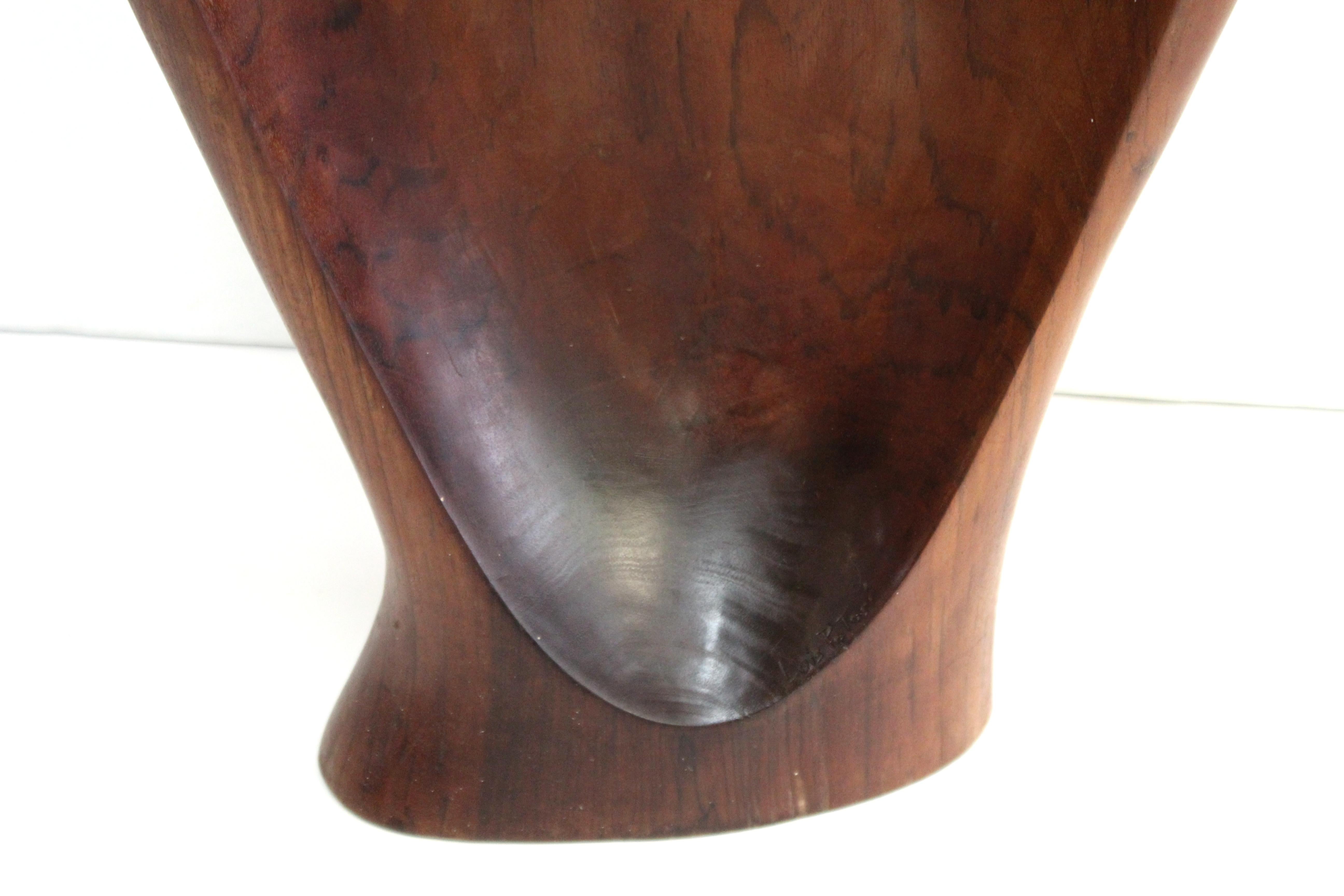 Luis Potosi Ecuadorian Modernist Abstract Carved Wood Sculpture In Good Condition In Astoria, NY