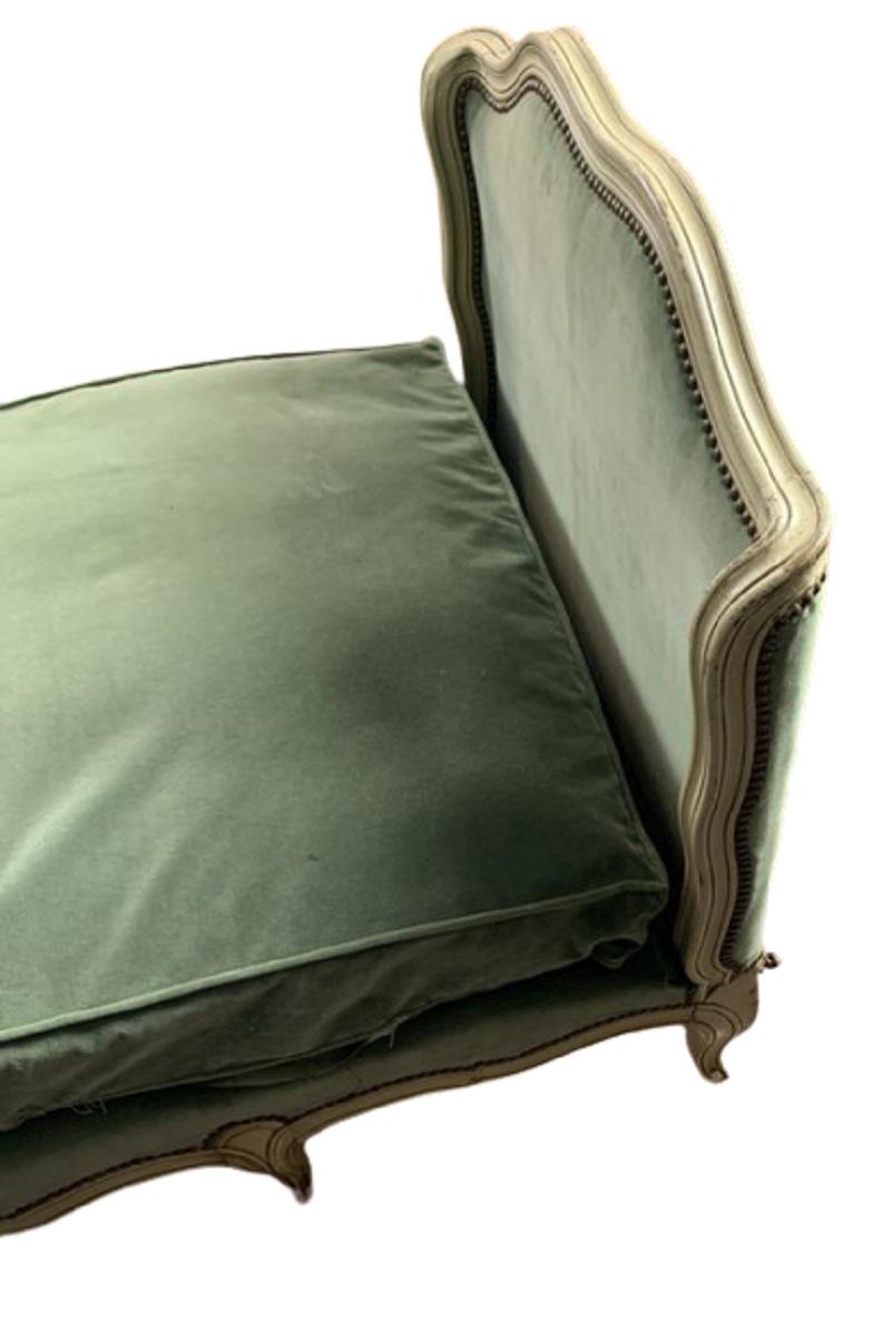 Luis XV Style French Off-White Lacquered Wood, Soft Green Velvet Fabric Daybed 9