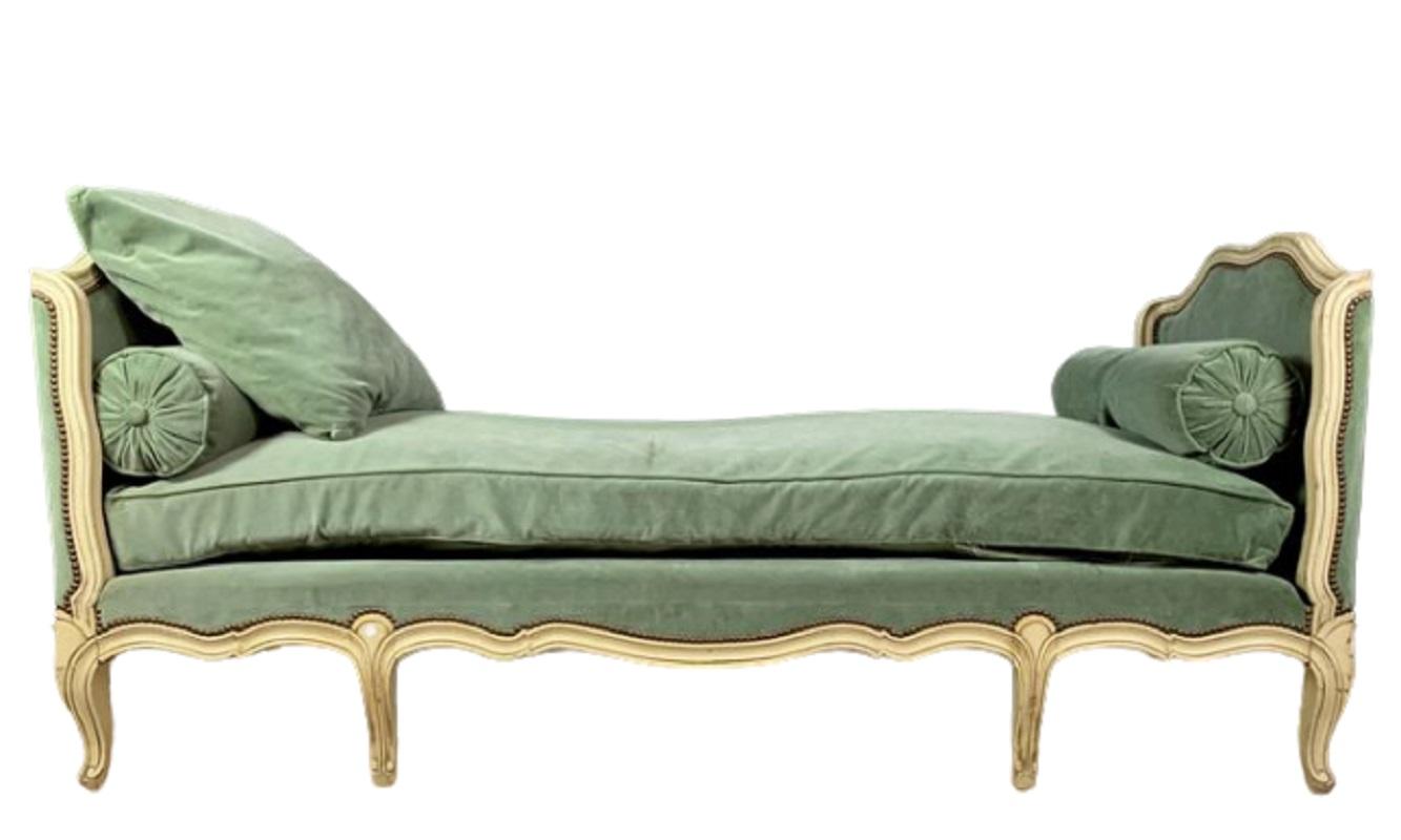 Luis XV Style French Off-White Lacquered Wood, Soft Green Velvet Fabric Daybed 10