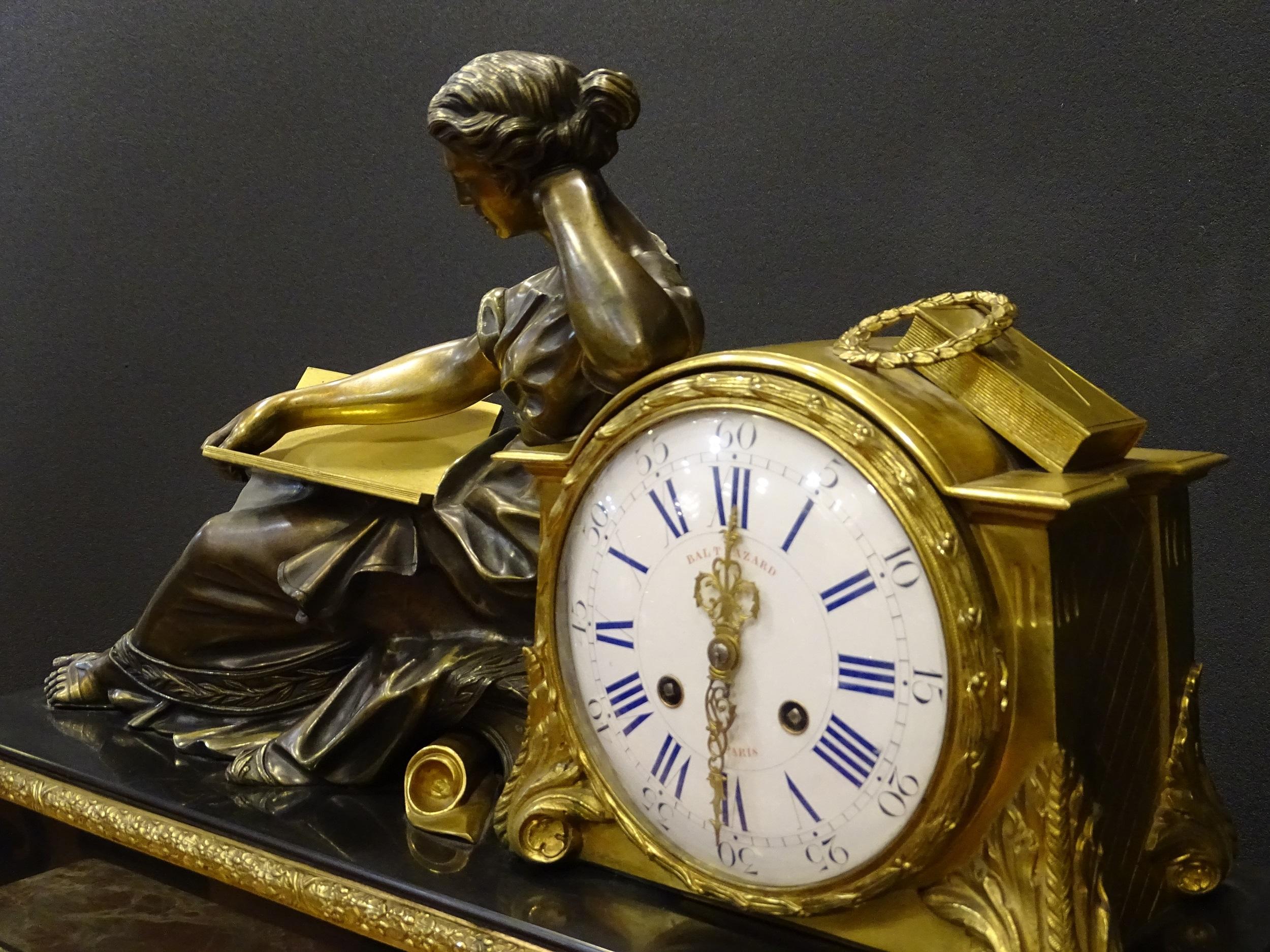 Louis XVI French Mantel Clock Tableclock, Balthazar París, Bronce, Marble 1