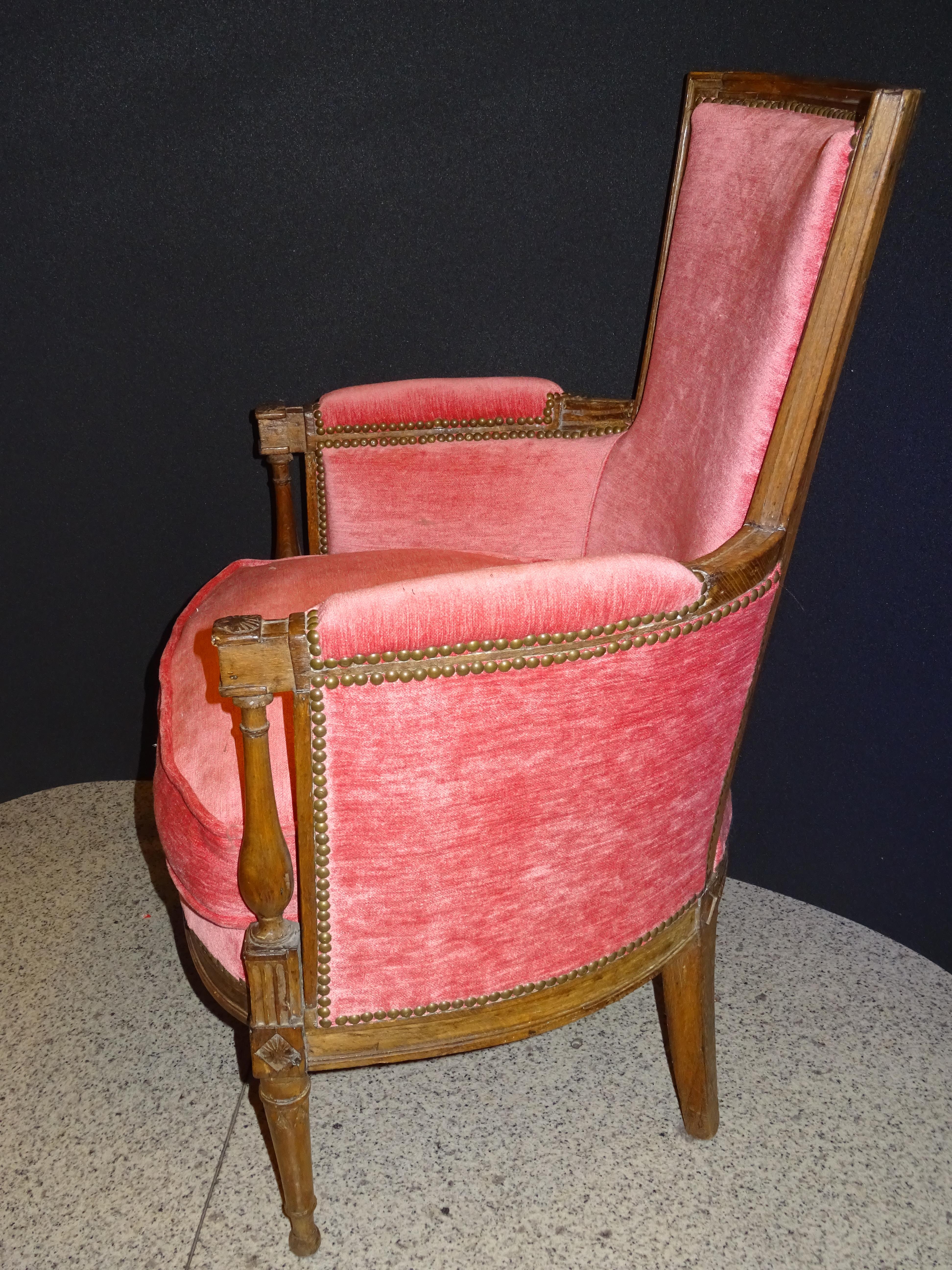 Fabric Luis xvi French Walnut Wood and Pink Velvet Bergere Chair, circa 1790