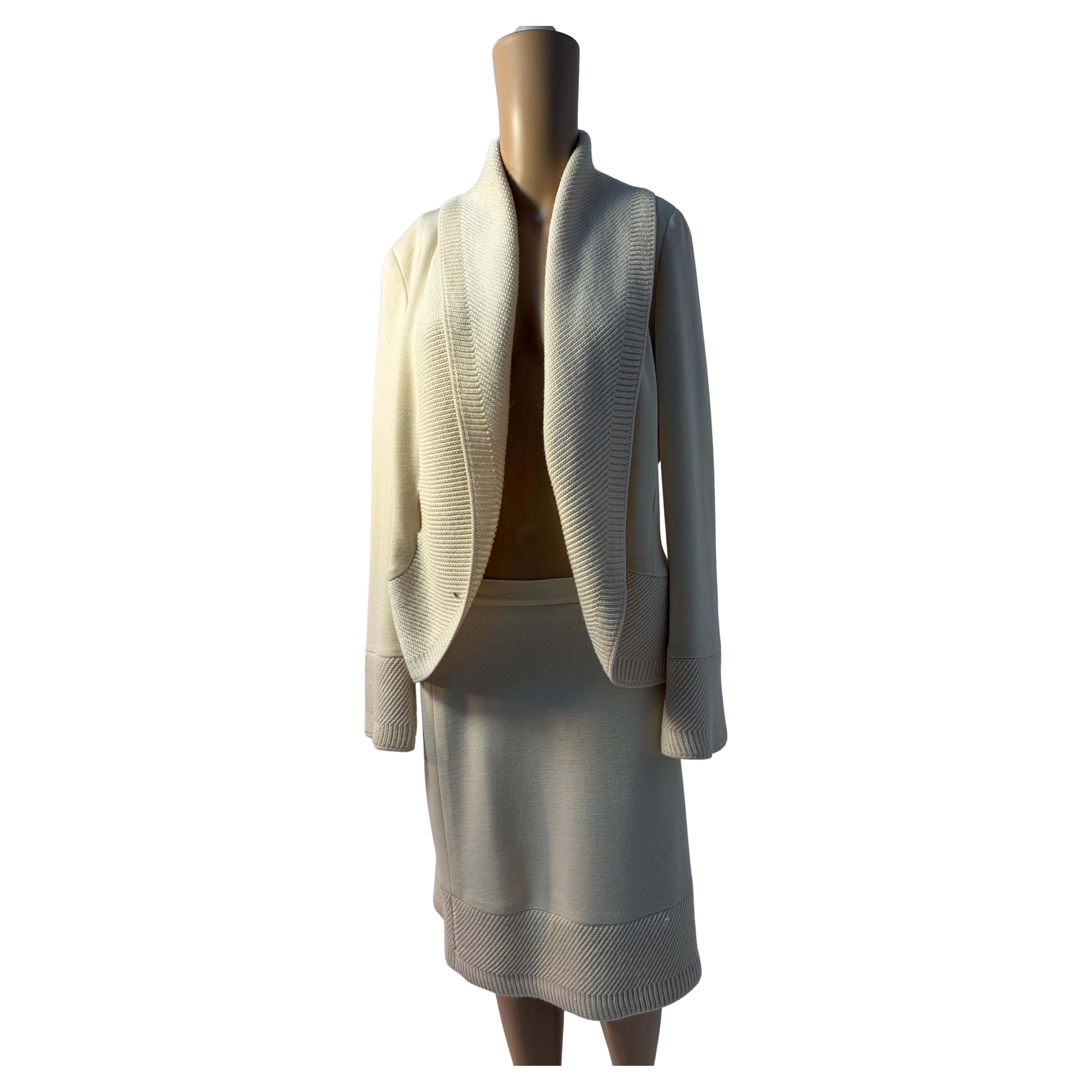 Luisa Spagnoli Cream Wool Skirt Suit Size 44 For Sale