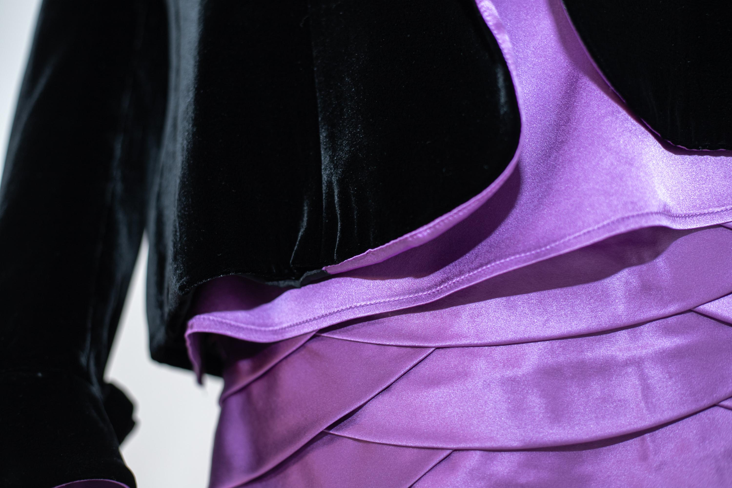 Luisa Spagnoli Elegant Purple and Black Silk Suit 9