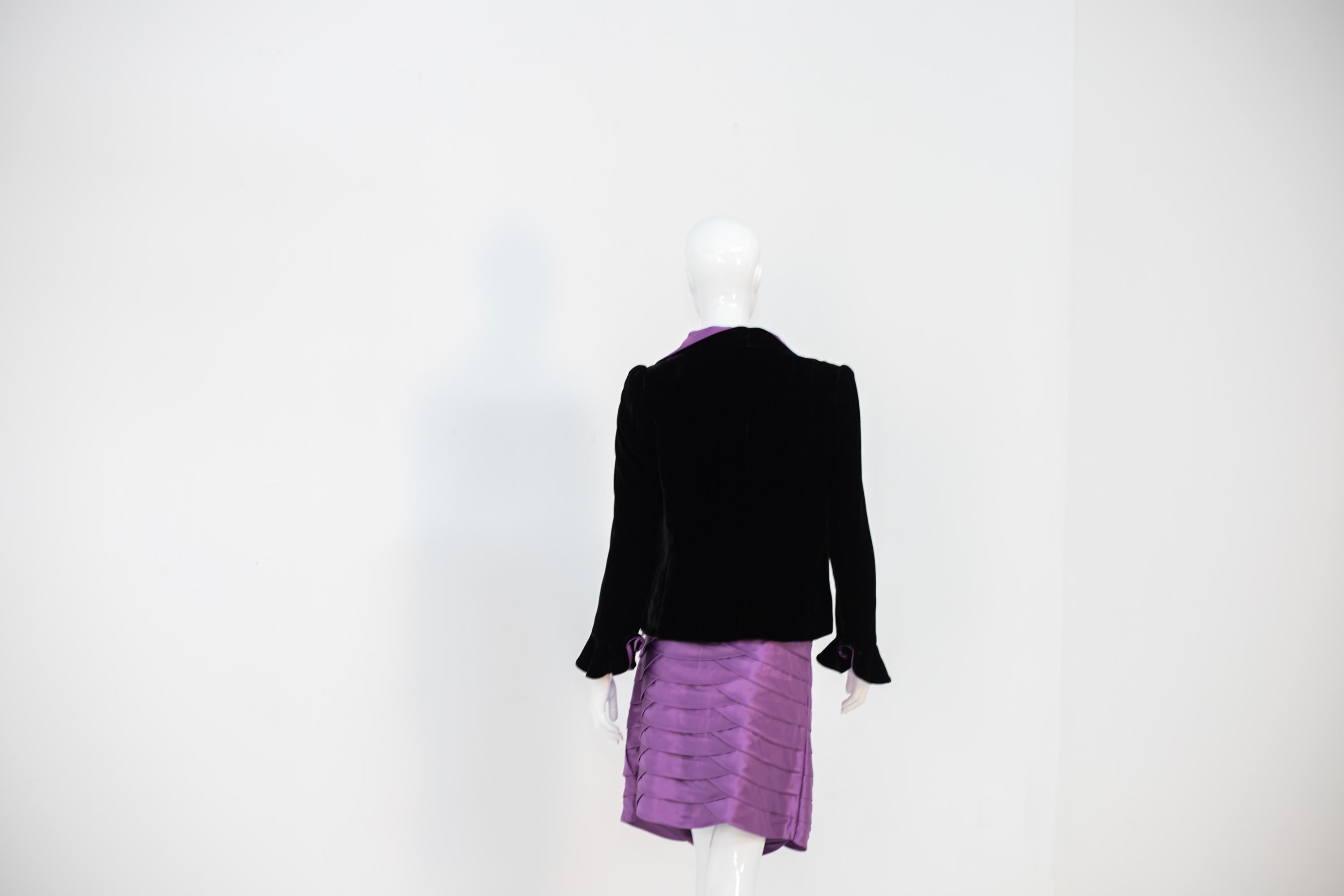 Luisa Spagnoli Elegant Purple and Black Silk Suit 14