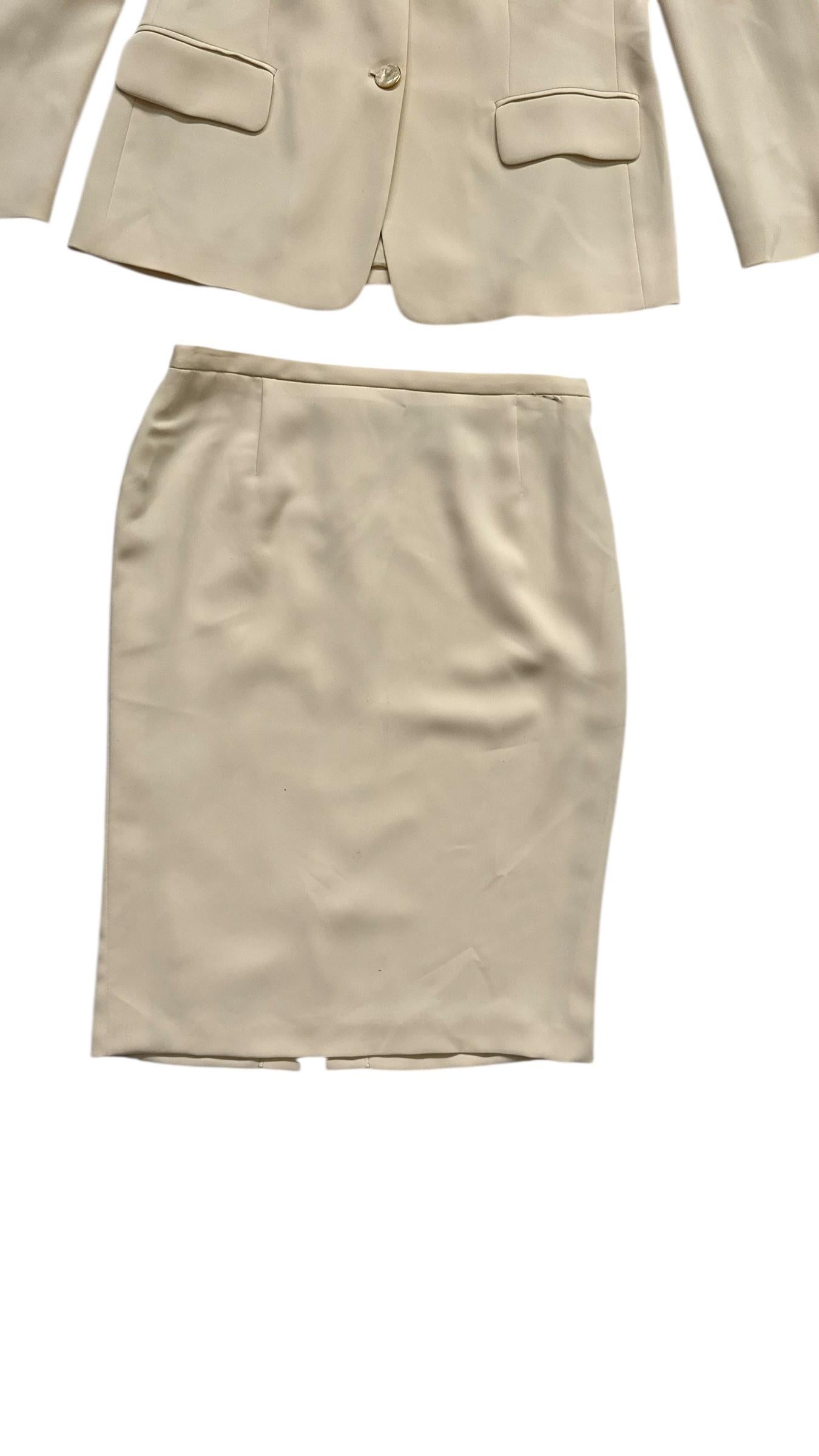 Luisa Spagnoli Ivory  Tailored Skirt Suit - We pay for import duty! in vendita 9