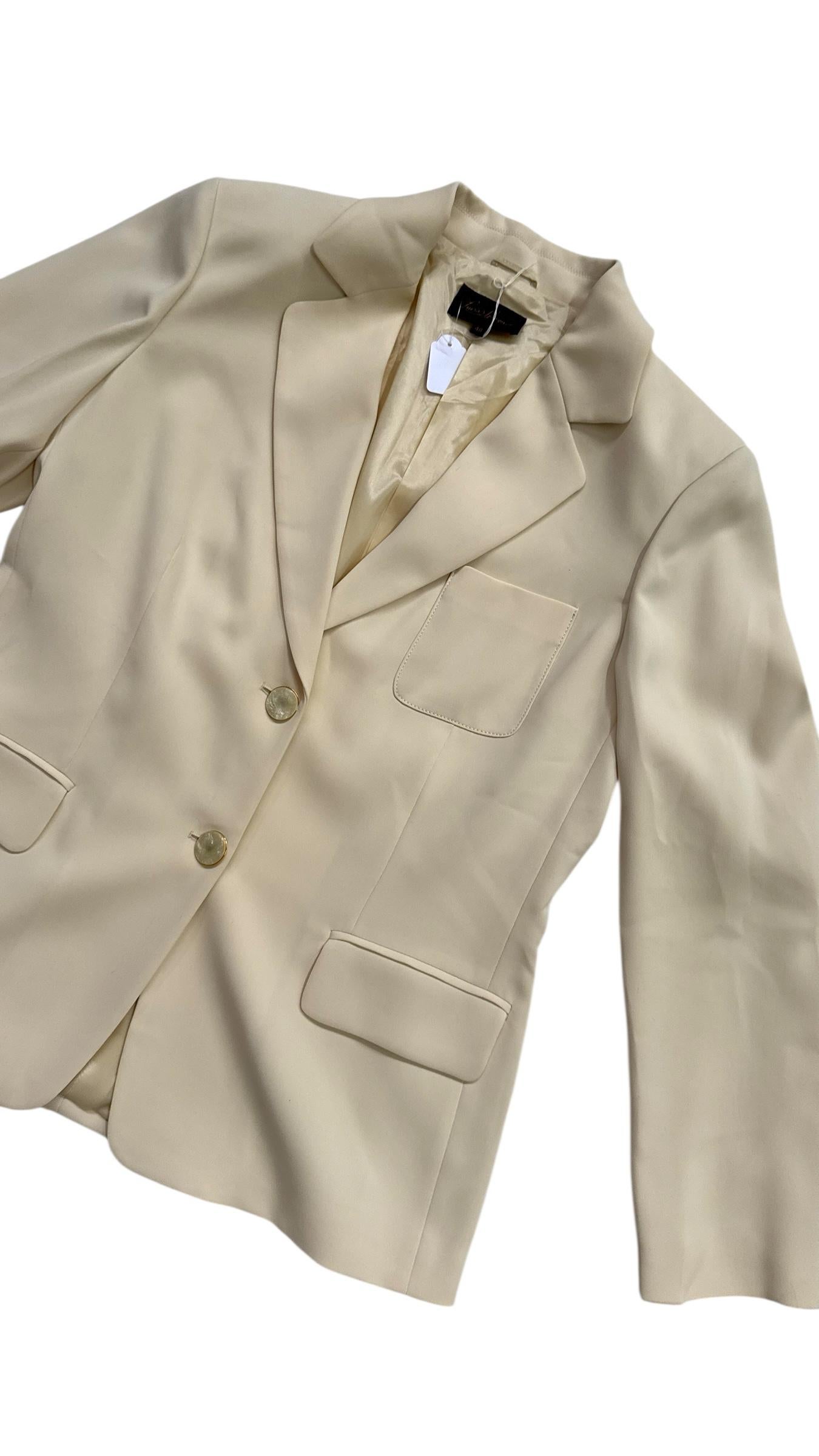 Luisa Spagnoli Ivory  Tailored Skirt Suit - We pay for import duty! In condizioni buone in vendita a Milano, IT
