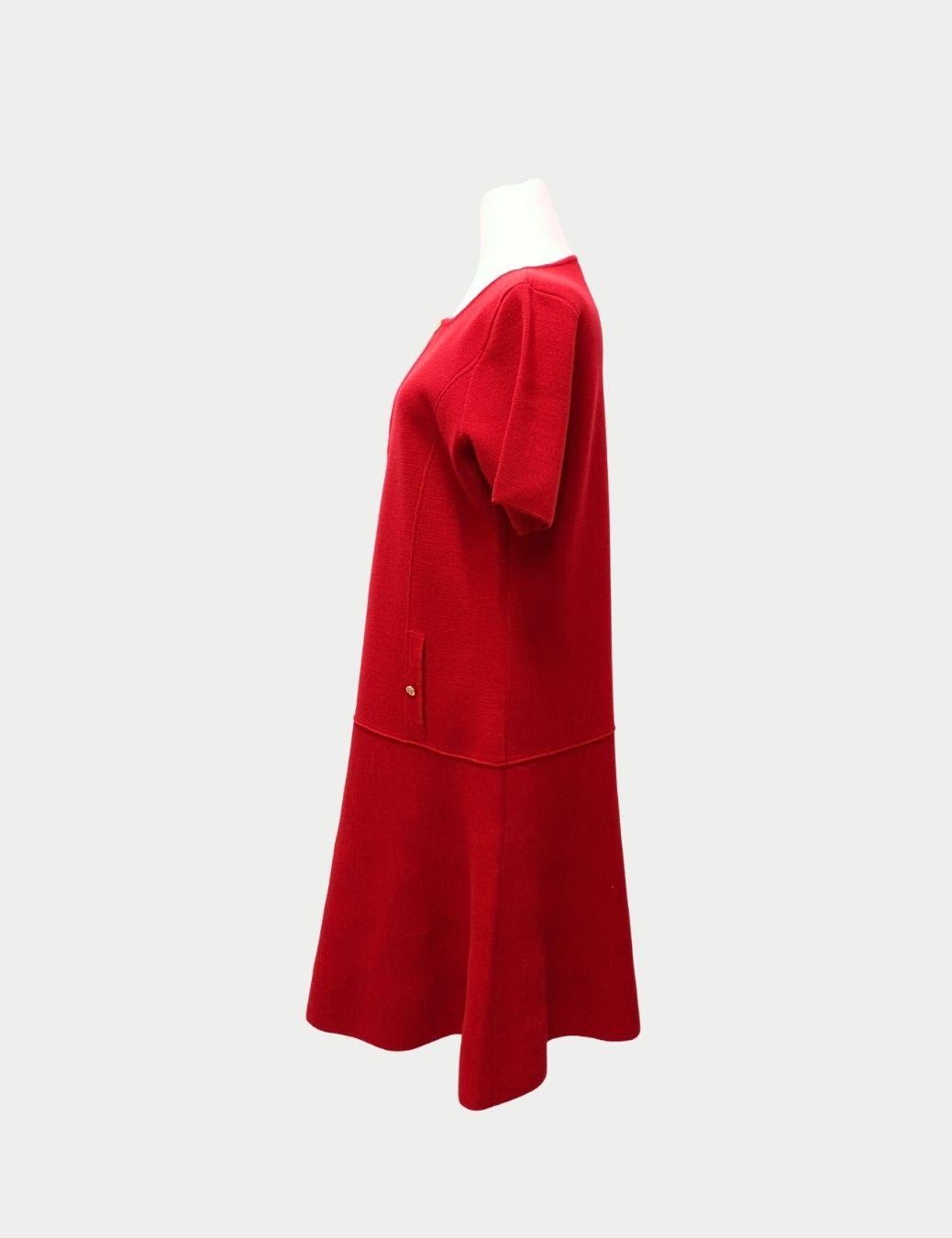 Rouge Luisa Spagnoli Red Knit Dress with Gold Zip & Pocket Detail - L en vente