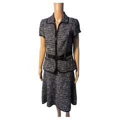 Luisa Spagnoli Traje en mezcla de algodón y tweed con cinturón, Italia - Negro y marfil