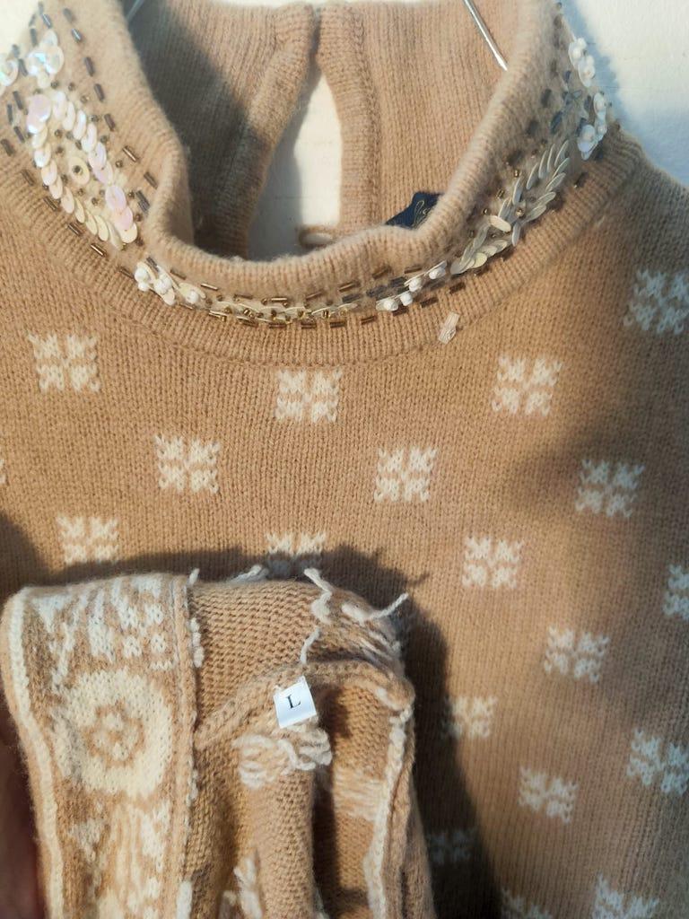 Luisa Spagnoli Vintage Beaded Wool Twin Set, Italy, circa 1980 For Sale 13