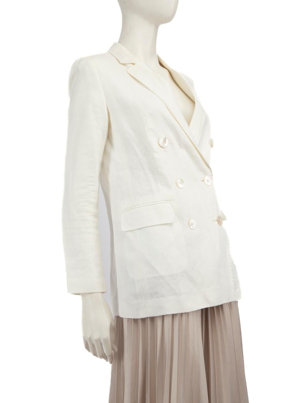 CONDITION is Very good. Minimal wear to the blazer is evident. There is discolouration on the internal collar on this used Luisa Spagnoli designer resale item.
 Details
 White
 Linen
 Blazer
 Long sleeves
 Mid length
 V neck
 2x Front pockets
 Front