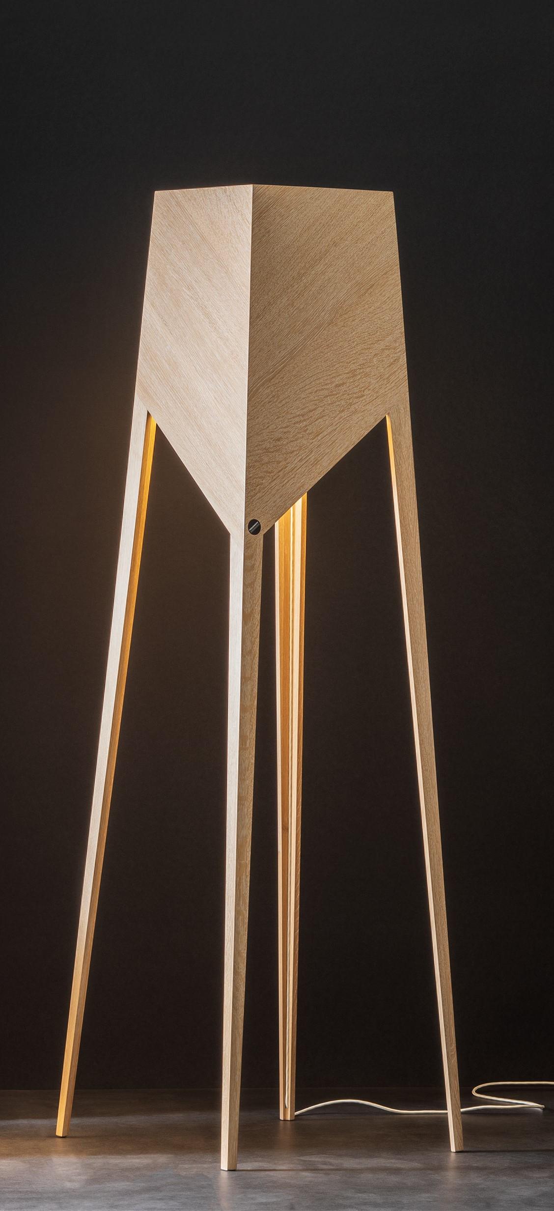 Luise Mum floor lamp by Matthias Scherzinger.
Dimensions: H 185 x 55 cm.
Materials: oak: white lyed, oil.

All our lamps can be wired according to each country. If sold to the USA it will be wired for the USA for instance.

Medium and small