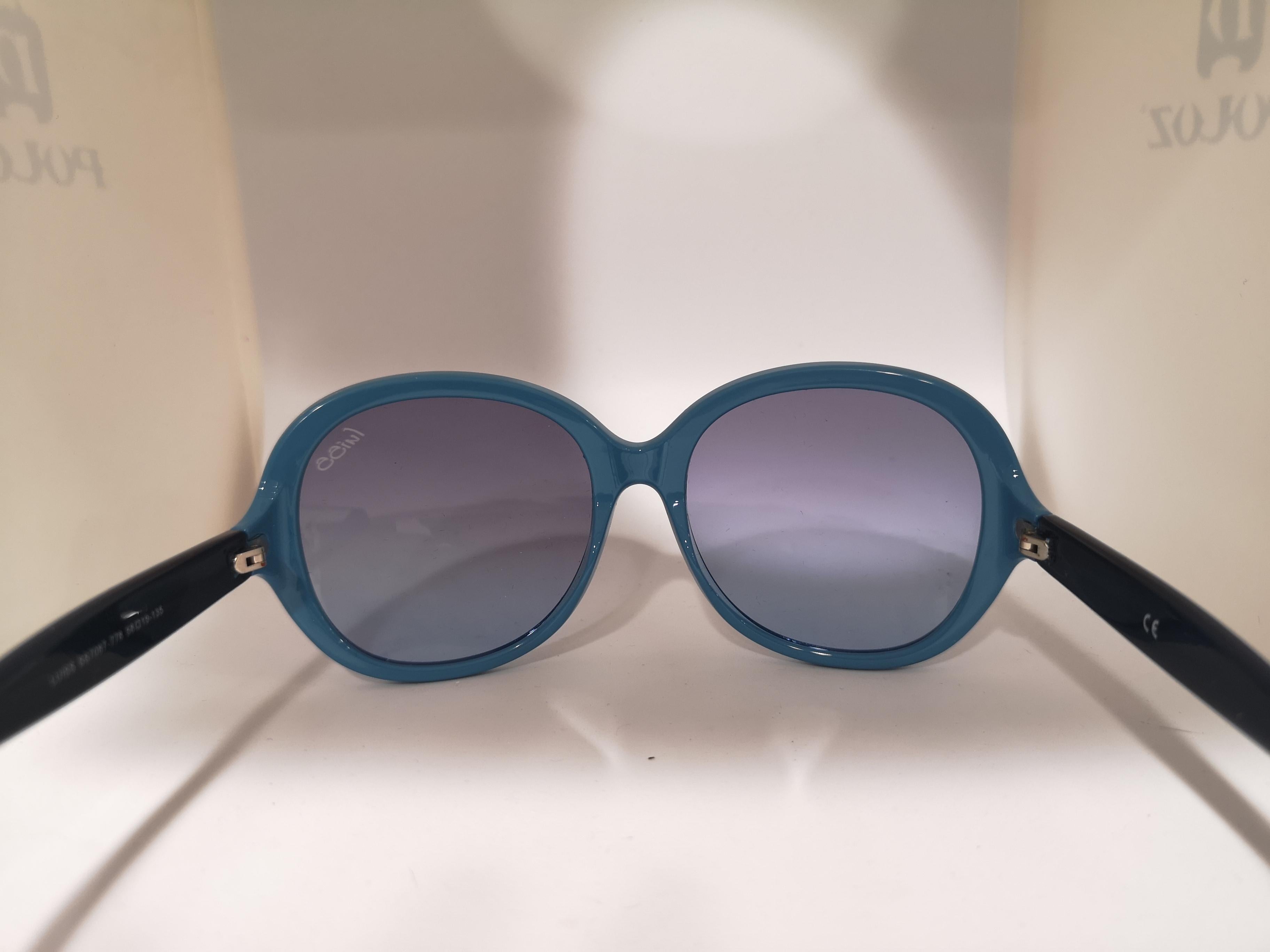 Gray Luisstyle blue sunglasses NWOT 