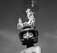 "Firestarter" Photographie en noir et blanc Edition 3/7 32" x 24" in par Lukas Dvorak