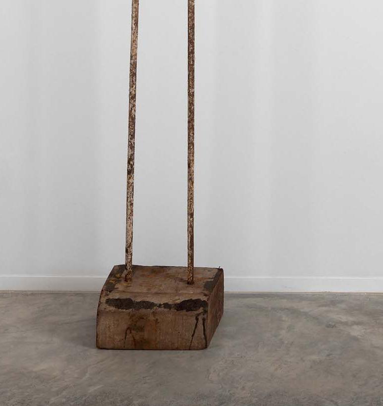 Lukas Ulmi’s work unveils the hidden beauty of shapes taking stones, seemingly static forms, incomplete or meaningless objects and turning them into authentic sculptures where weightlessness, movement and poetry unite in delicate iron compositions