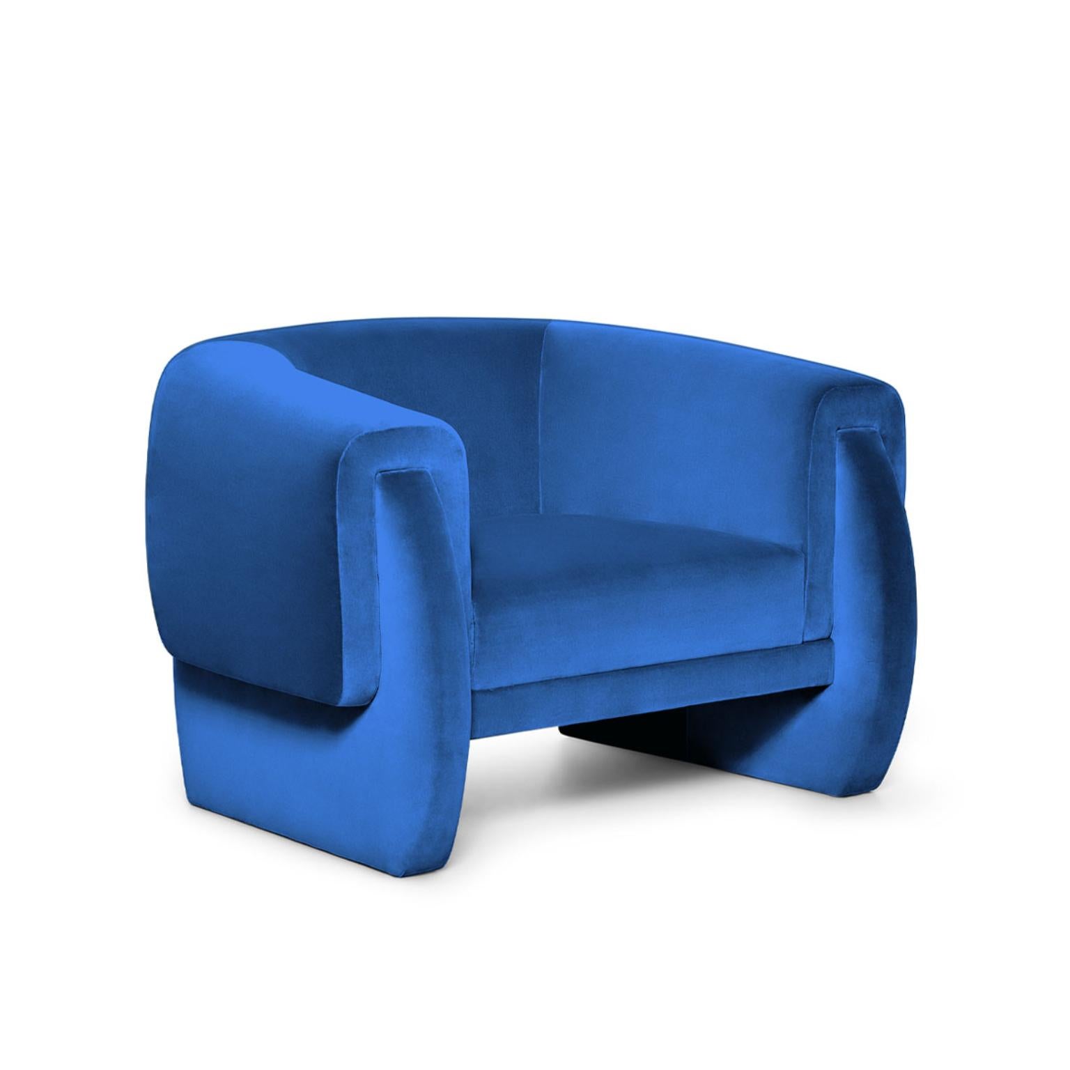 Poltrona Luke di Munna
Dimensioni: P 106 x L 116 x H 80 cm. SH: 47 cm.
Materiali: Wood, schiuma e imbottitura.
Finitura: Velluto di cotone, rif. Ceruleo, CV35.

Disponibile in tutti i tessuti Munna, ad eccezione della seta selvatica. Disponibile nel