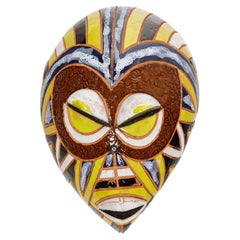 Masque mural décoratif africain Lukia du XXIe siècle coloré