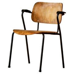 Lukki Chair by IImari Tapiovaara