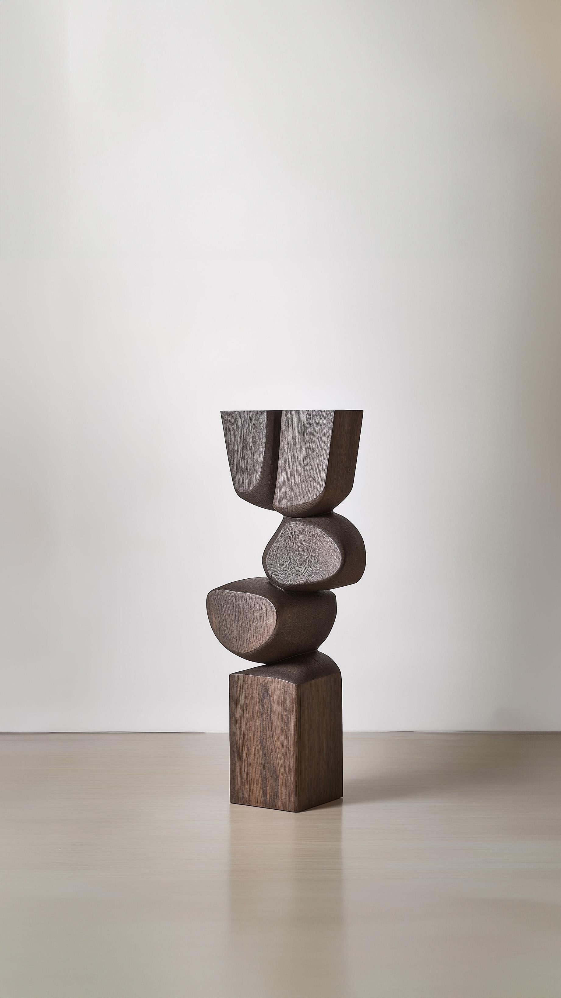 Fatto a mano Lull No44 Scultura Totem alta in legno di Joel Escalona per un arredamento minimalista in vendita