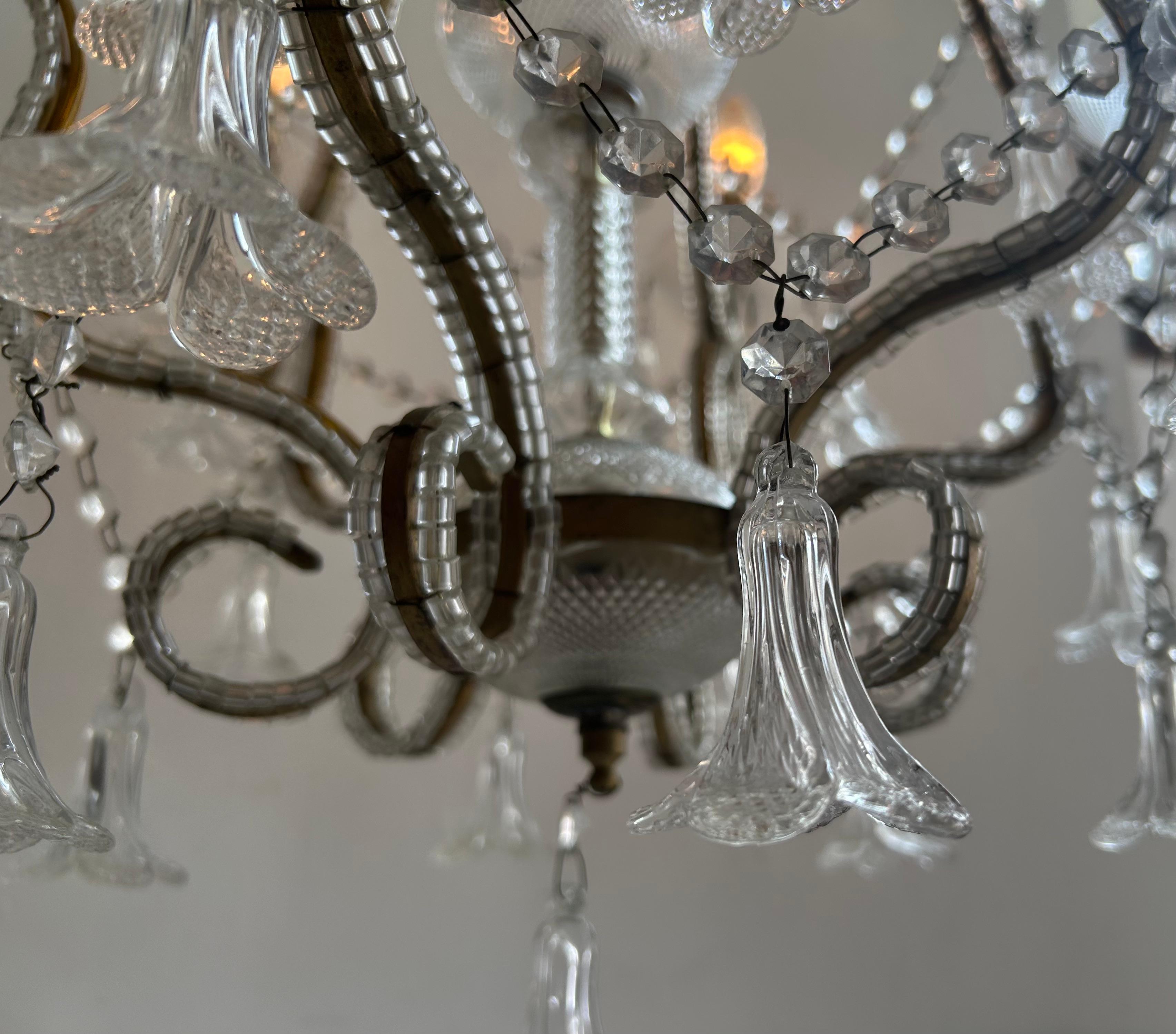 Fait main Lullaby in the Mist, Magnificent Pair of Murano Glass Chandeliers, 1950's en vente