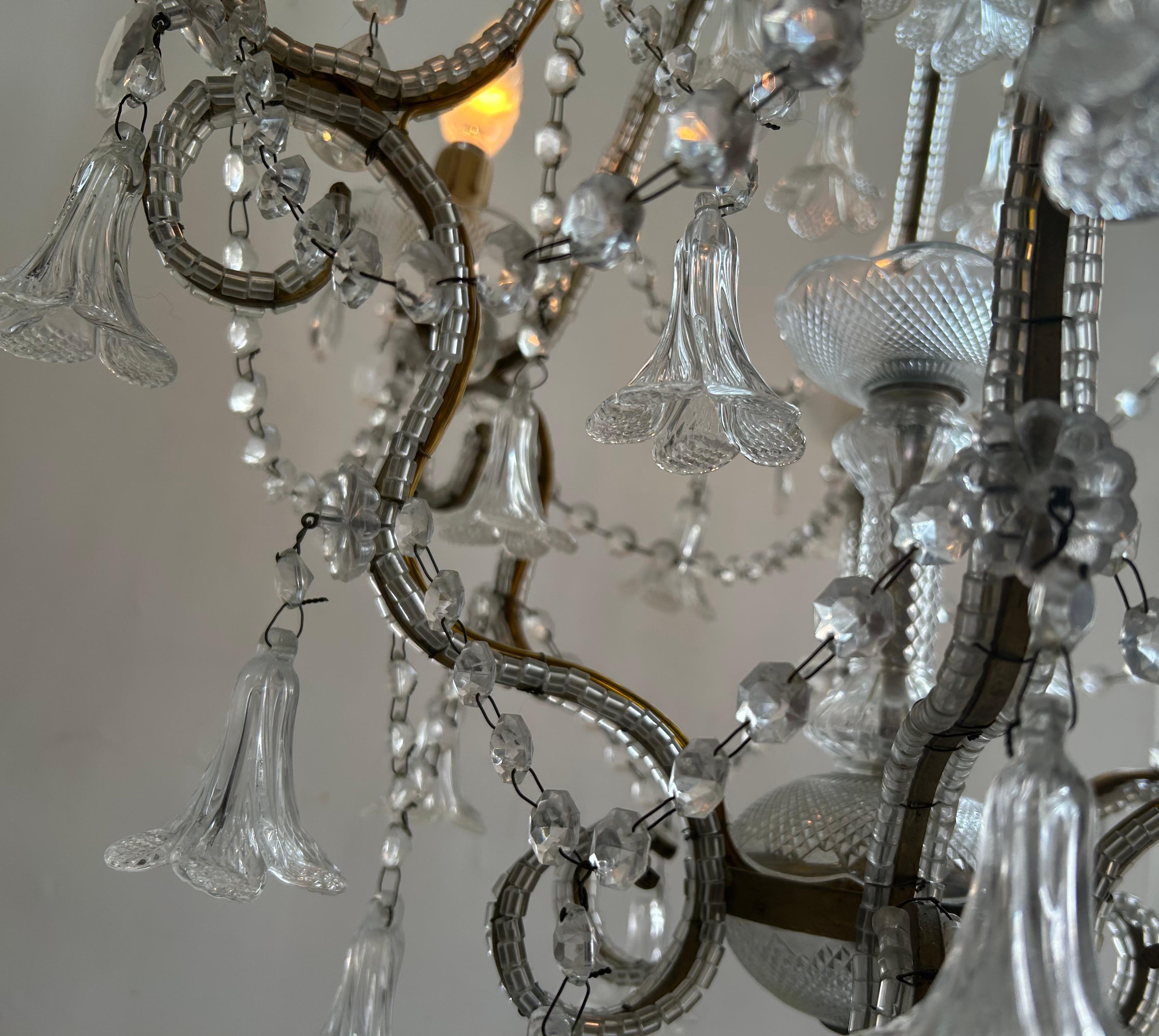 Métal Lullaby in the Mist, Magnificent Pair of Murano Glass Chandeliers, 1950's en vente