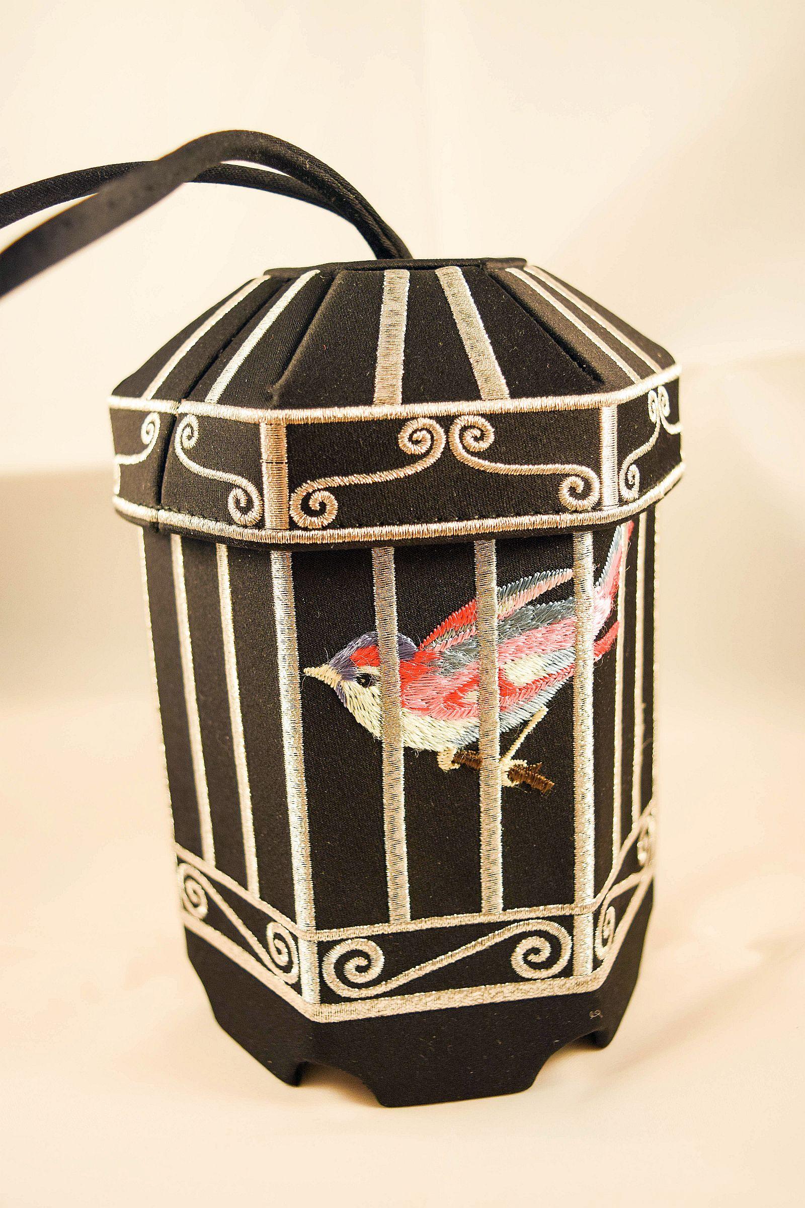 Lulu Guiness Bird Cage extremely rare evening bag In Good Condition For Sale In London, GB