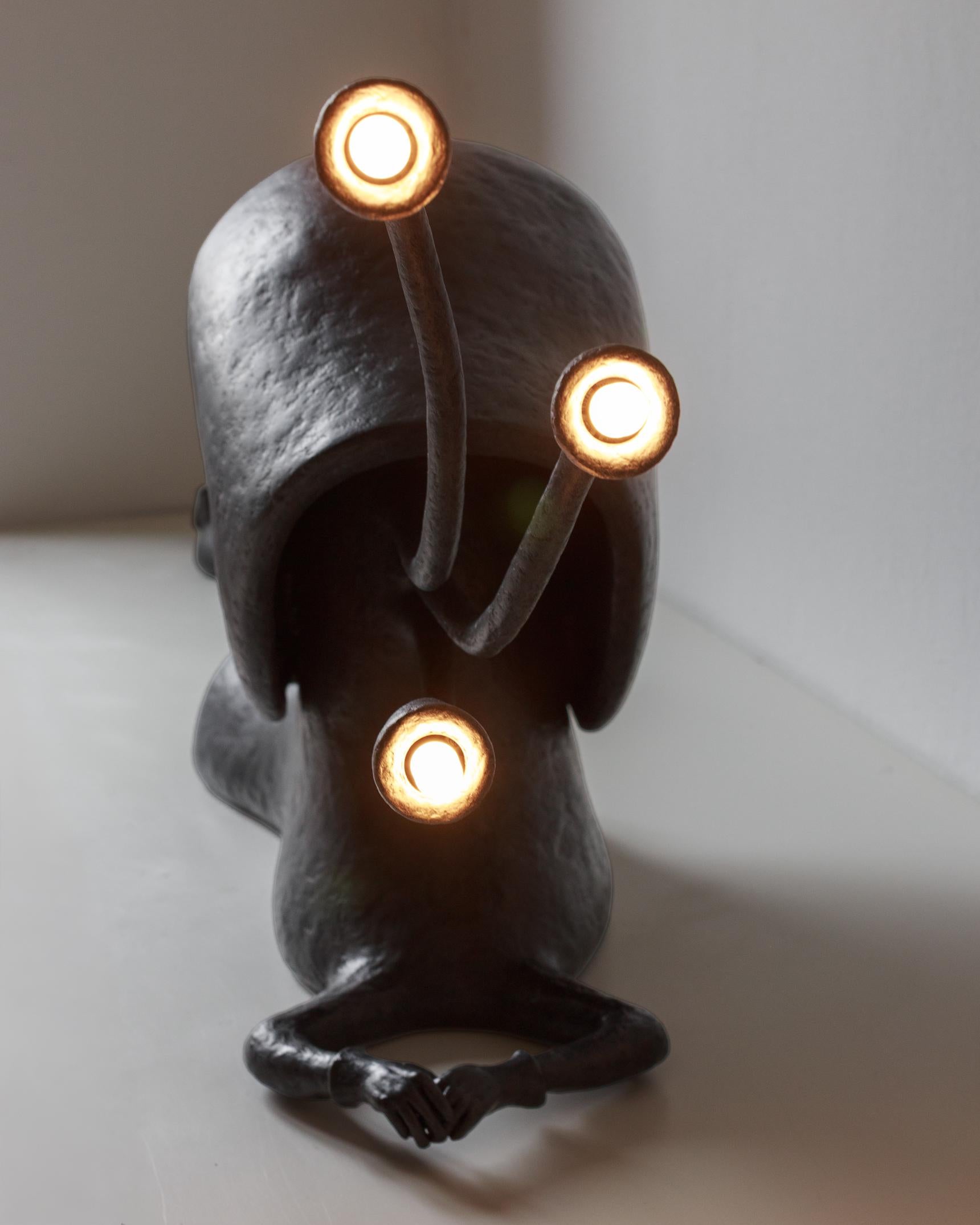 LUMAKA Contemporary Floor Lamp, Black, Limited edition, Organic Bionic Design in vendita 2