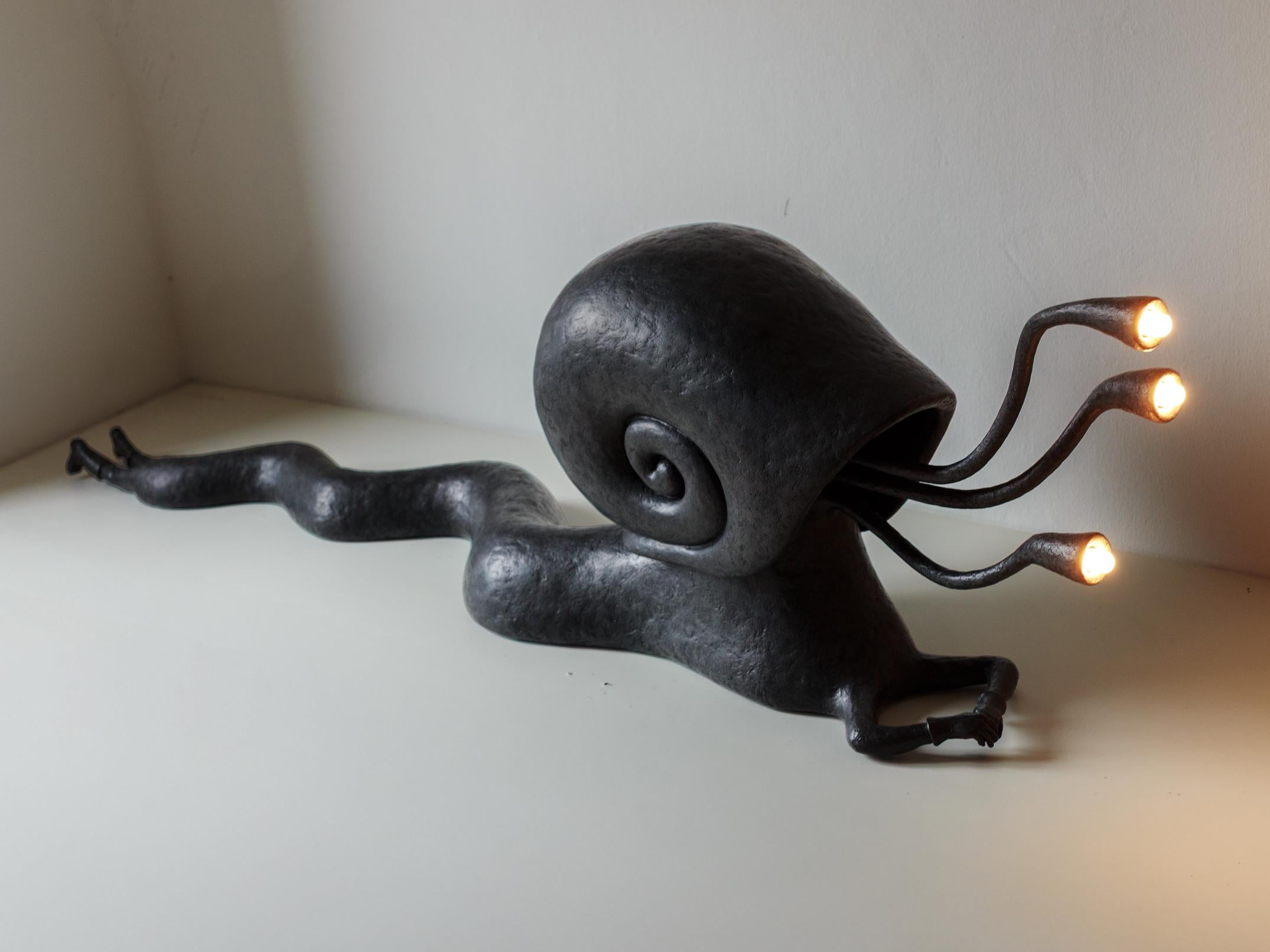 LUMAKA Contemporary Floor Lamp, Black, Limited edition, Organic Bionic Design in vendita 8