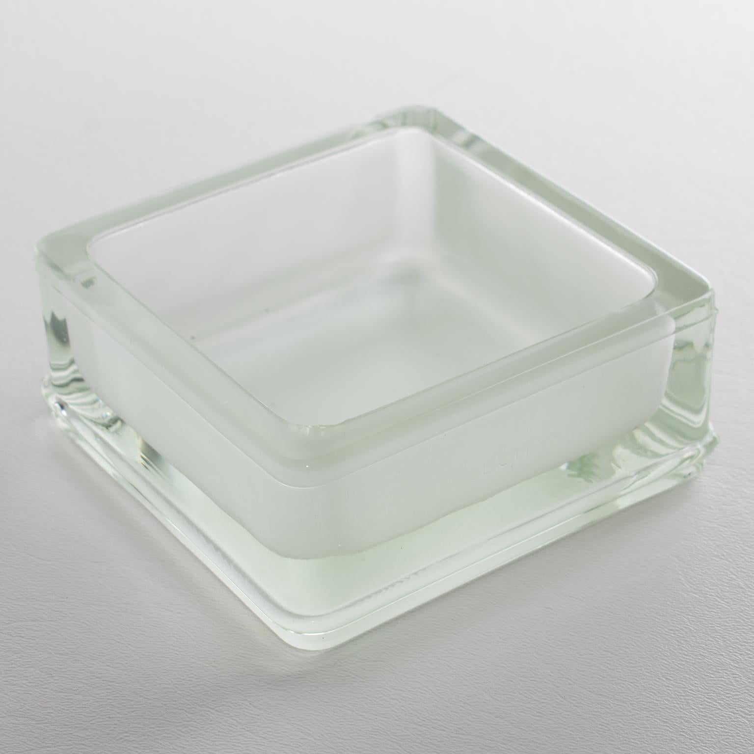 Posacenere in vetro stampato Lumax, accessorio da scrivania, design Le Corbusier in vendita 5