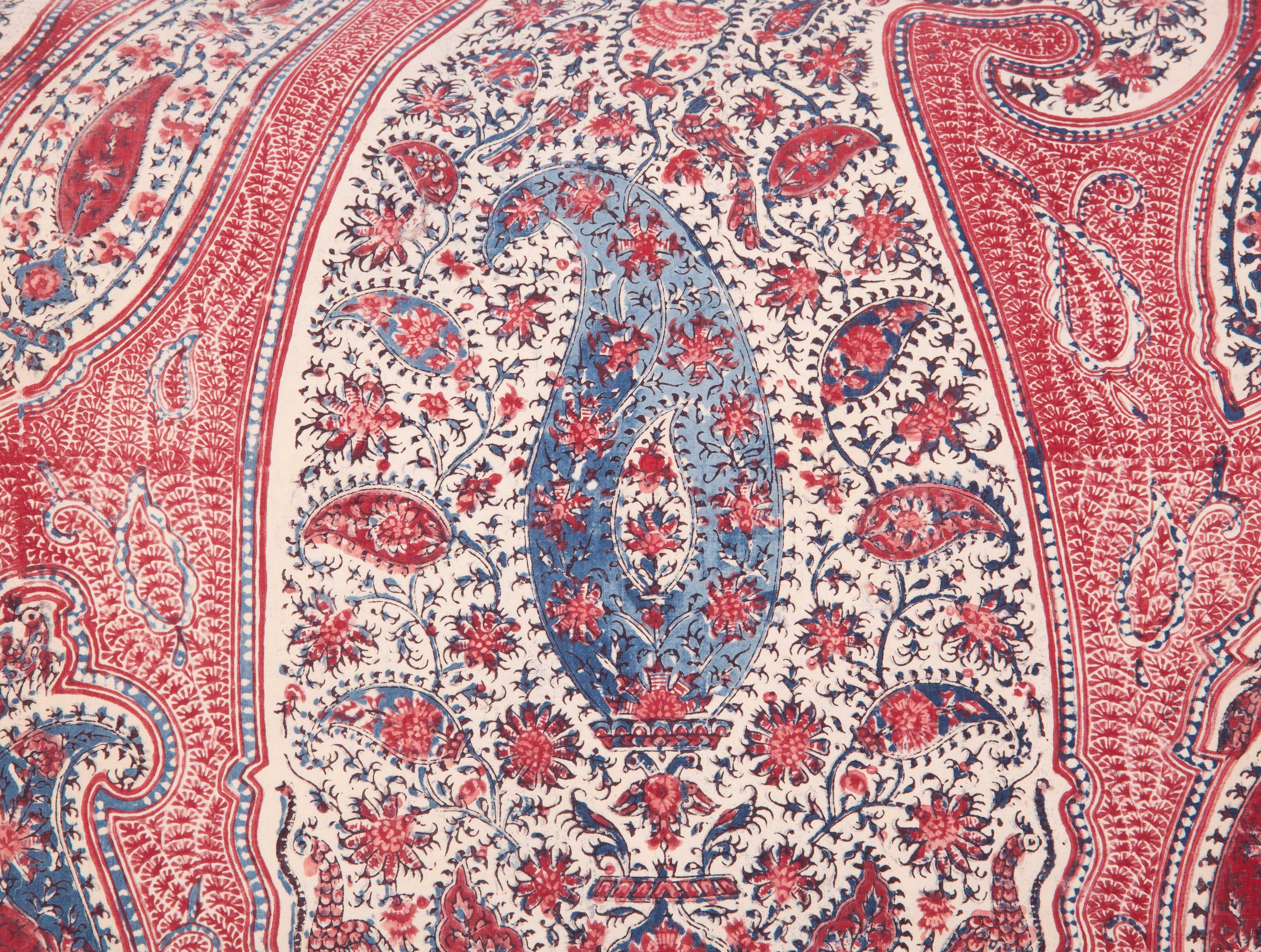 Lumbar Pillow Case Fashioned from an Antique Indian Qalamkar Panel, 19th Century In Good Condition In Istanbul, TR
