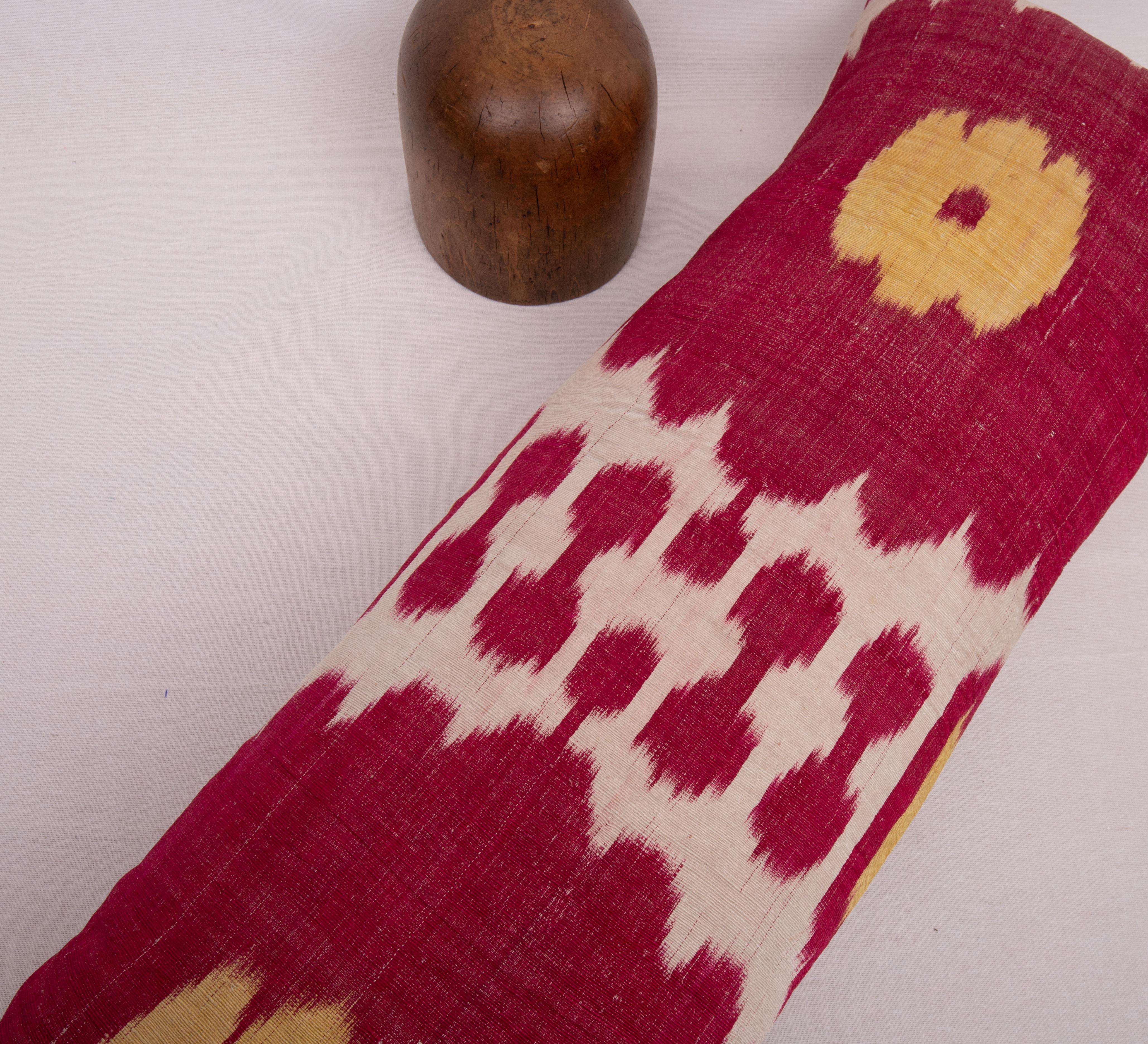 Lumbar Pillowcase Made from an Early 20th C. Uzbek Ikat For Sale 3