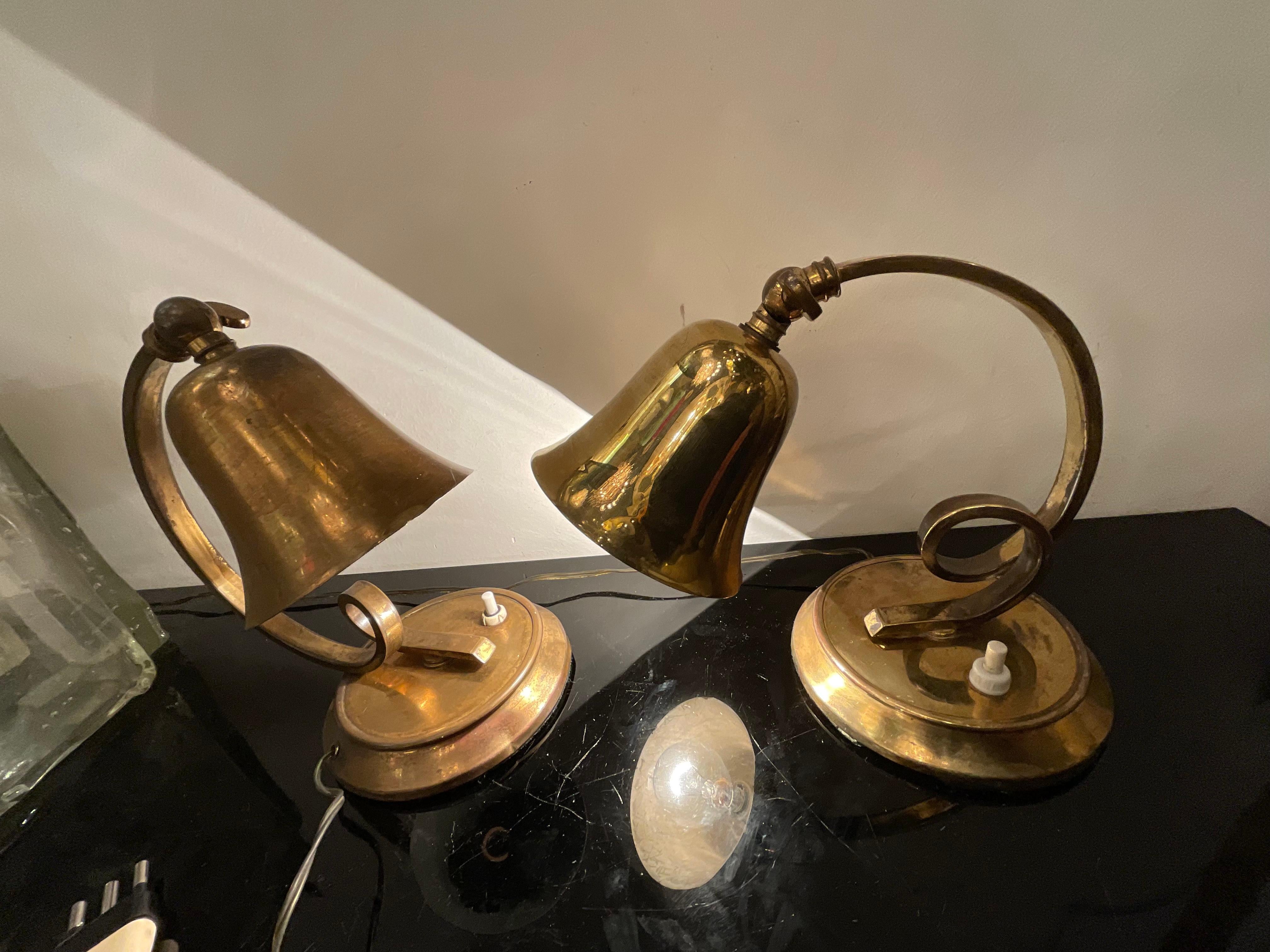LUMEN - coppia di lampade da tavolo in ottone - ITALIA 1940 Latón en venta
