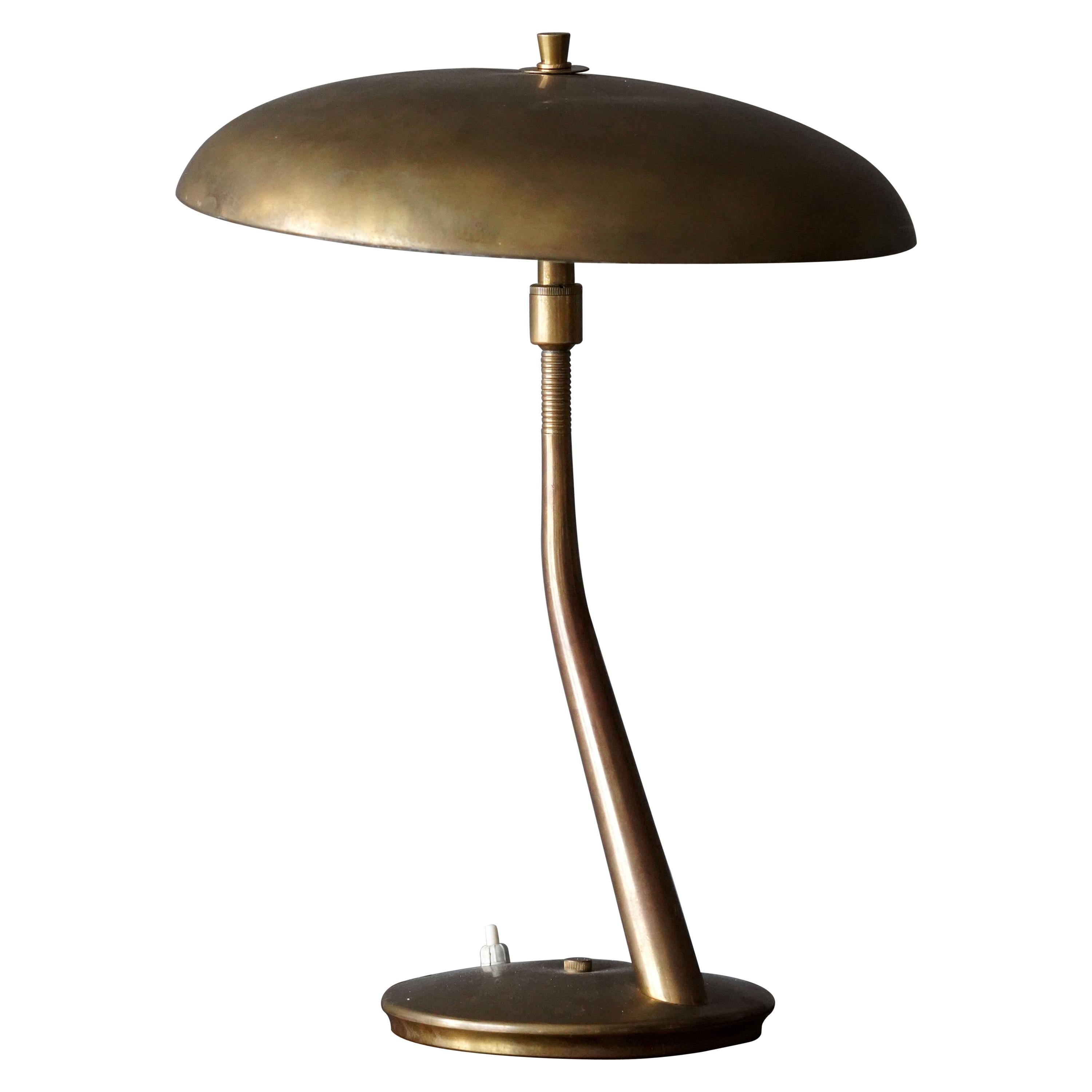 Lumen Milano, Adjustable Table Lamp, Brass, Italy, 1950s