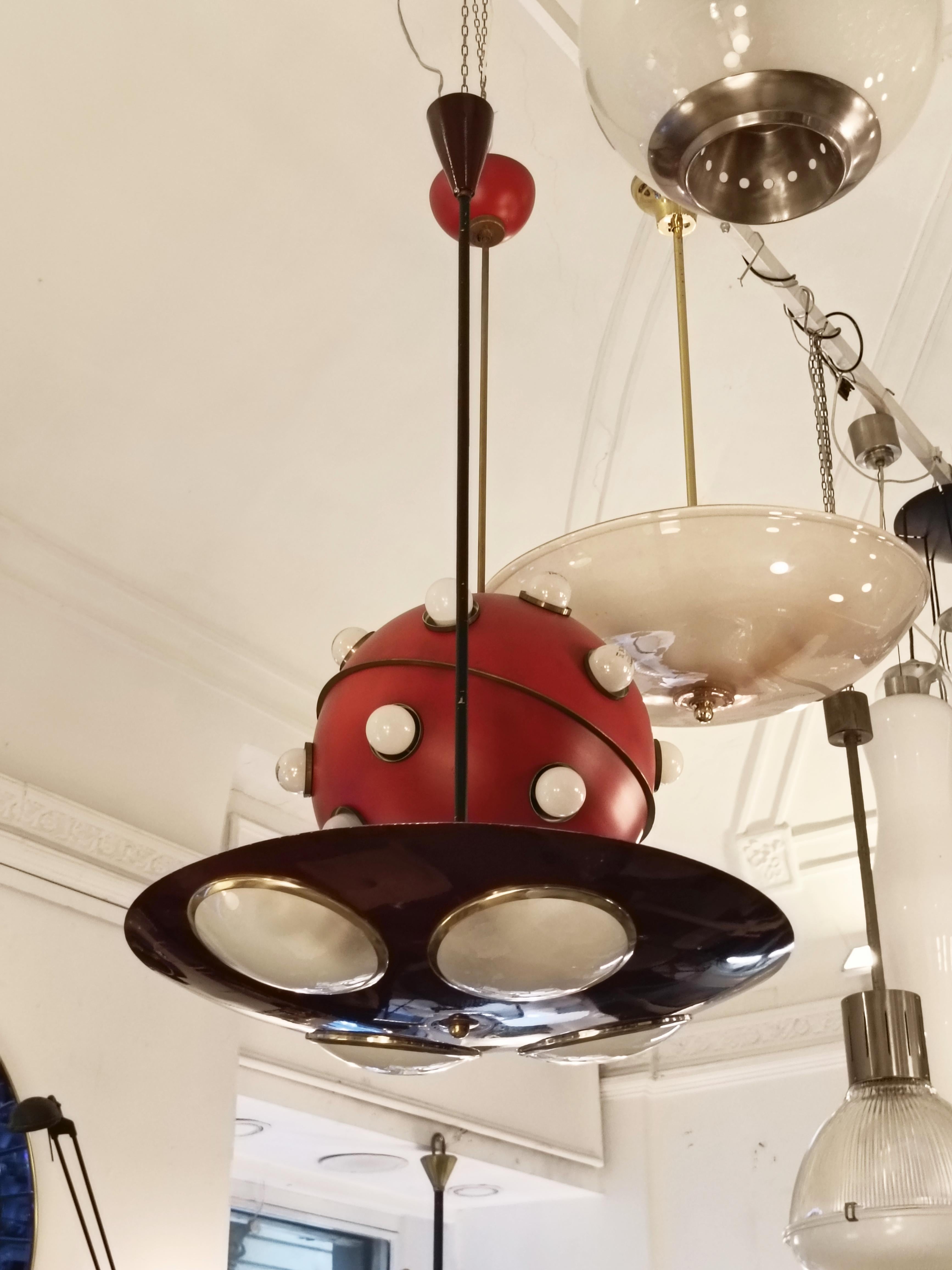 Lumen Milano Lampada a Sospensione in Metallo Laccato Burdeos, Italia Años 50 Moderno de mediados de siglo en venta