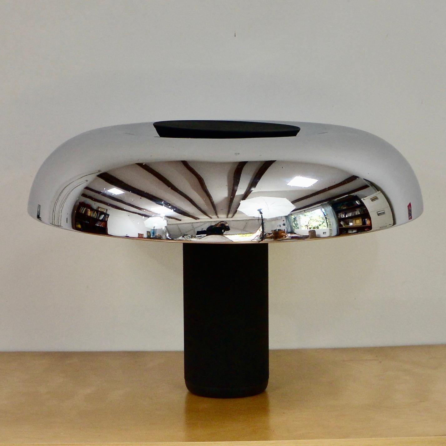 Modern Lumenform Table Lamp