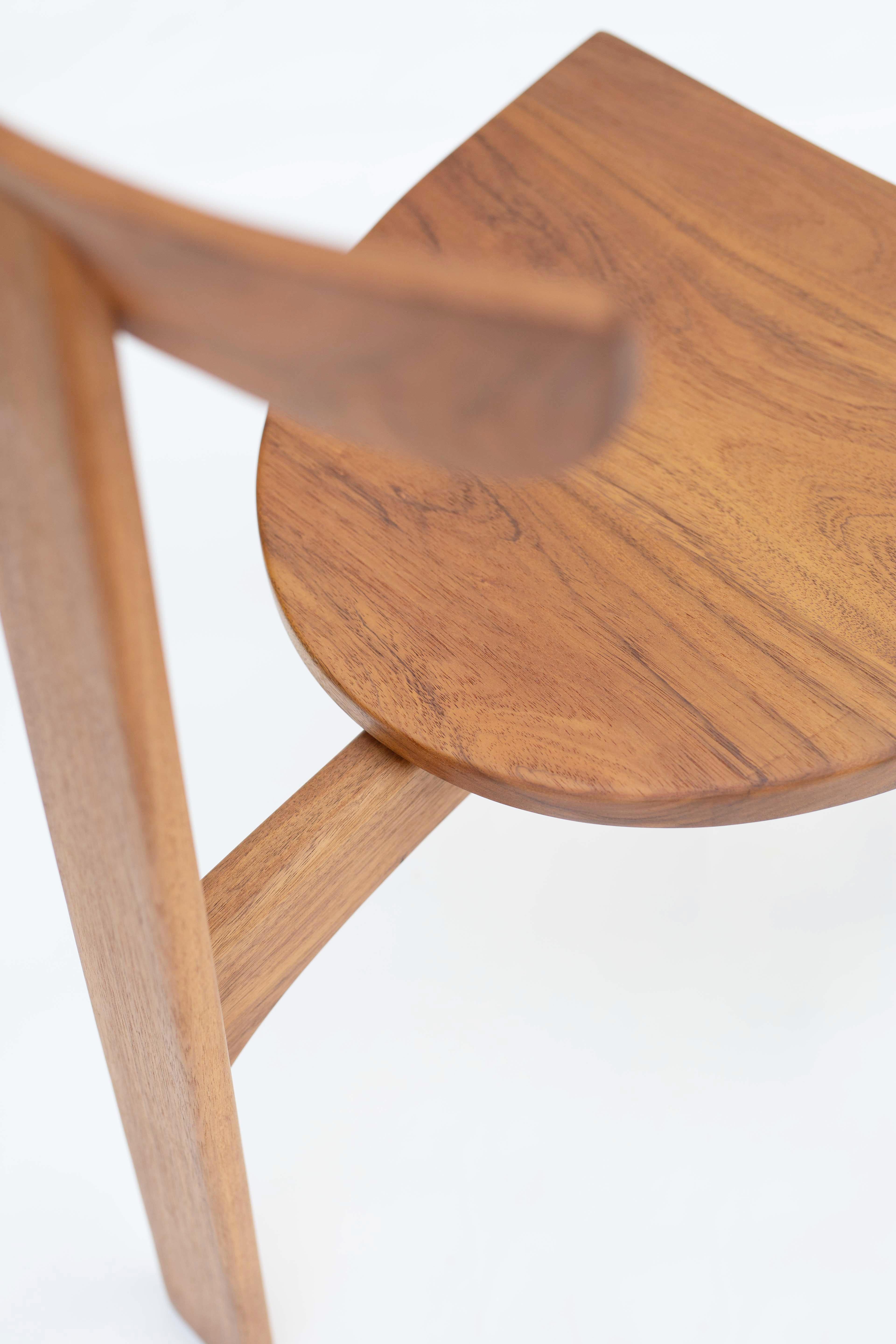 Contemporary Dining Chair in Natural Solid Wood by Ania Wolowska For Sale 1