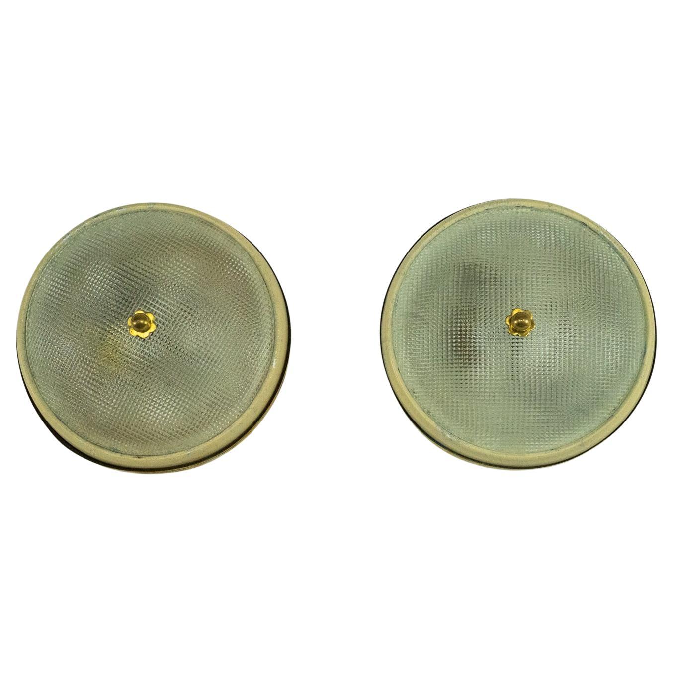 Lumi Milano, par de lámparas de pared o techo de cristal, latón y laca. Italia 50 en venta