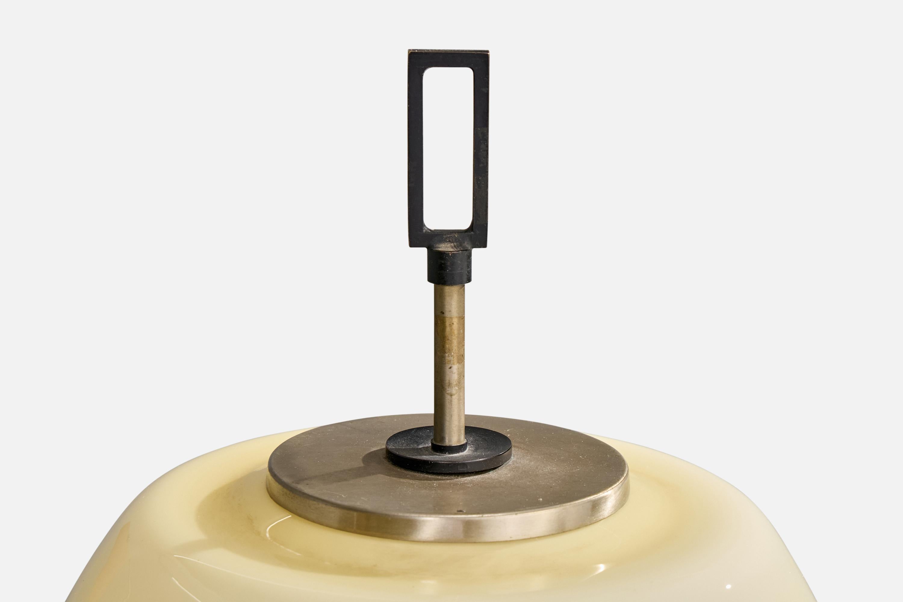 Lampe de Table Lumi Milano, Métal, Verre, Italie, Années 1960 Bon état - En vente à High Point, NC