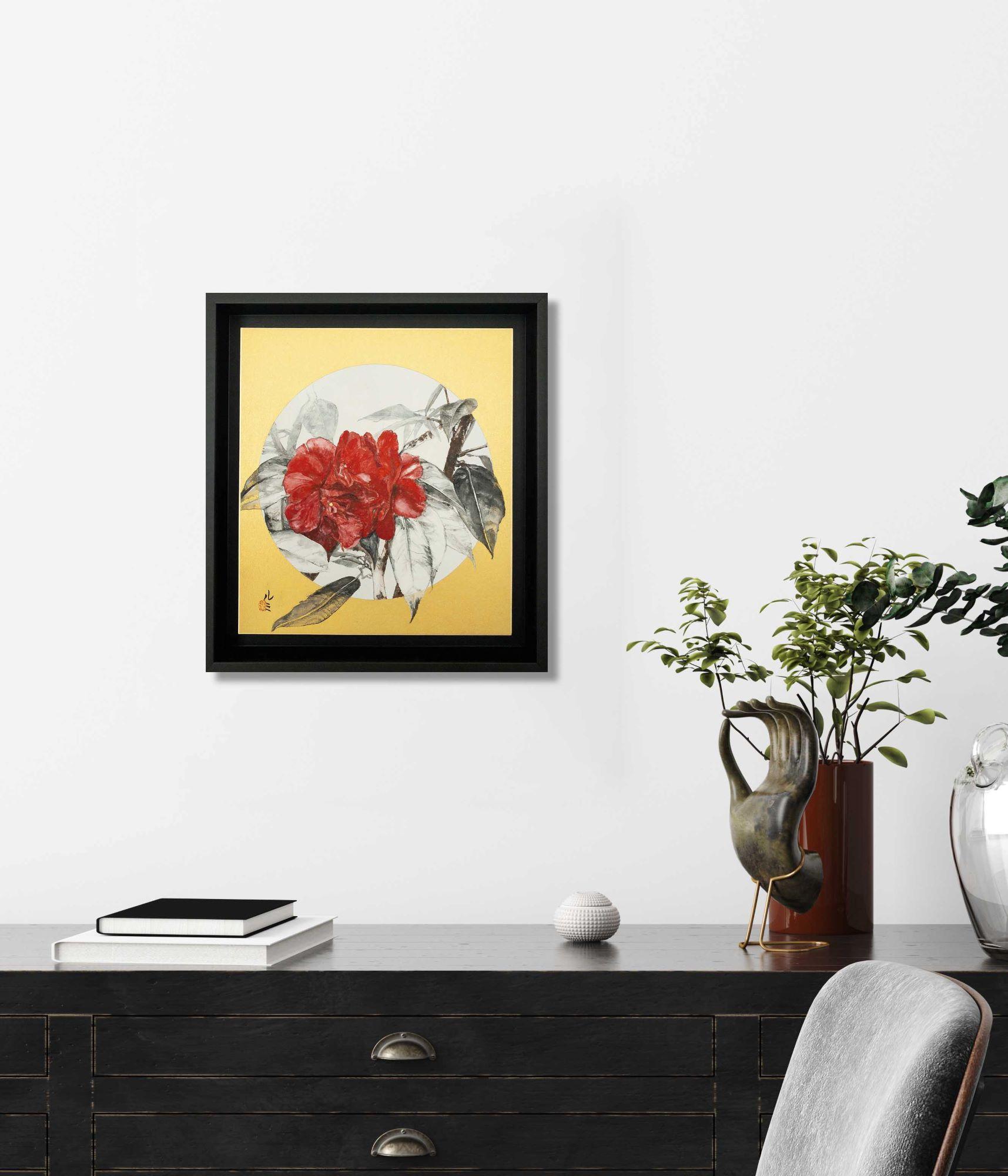 Kamelie VII von Lumi Mizutani – Gemälde im japanischen Stil, Blumen, Blattgold im Angebot 1