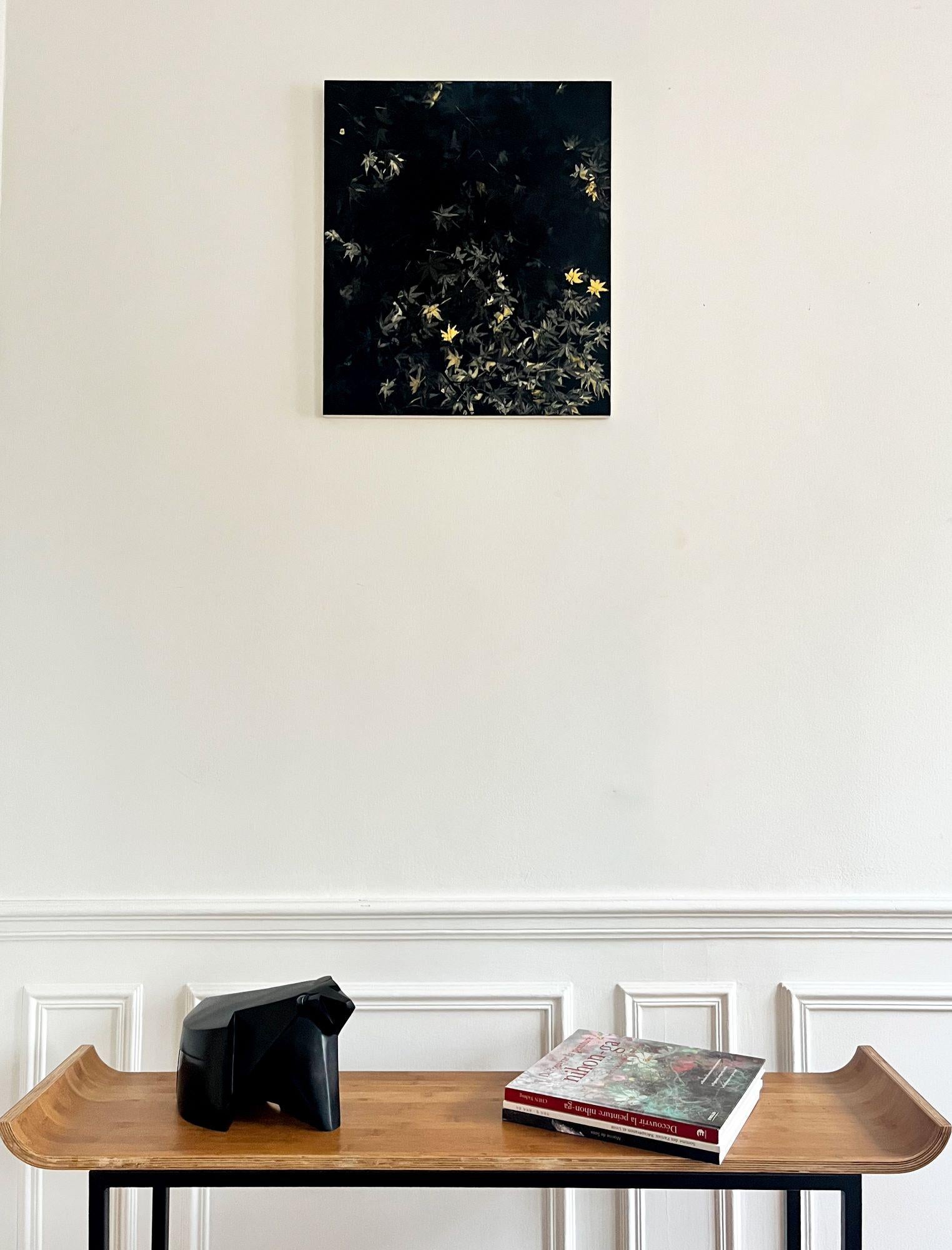 Nocturn V par Lumi Mizutani - peinture de paysage de style japonais, noir et or en vente 1