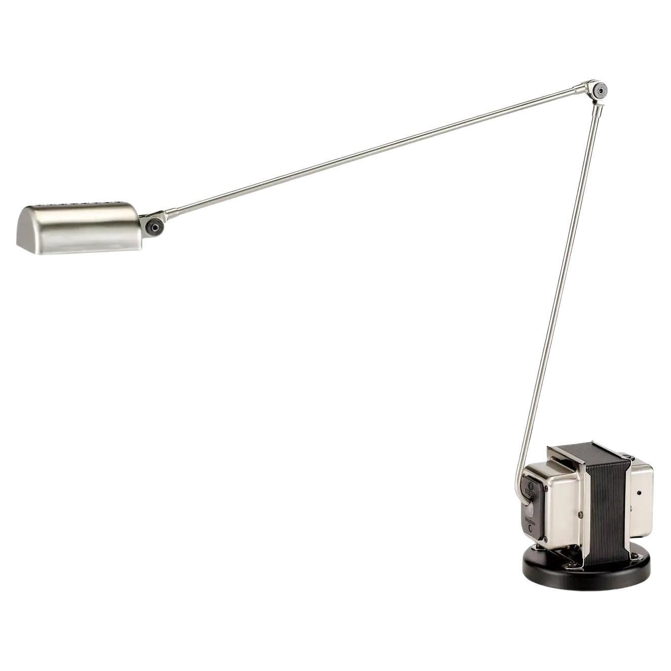 Lampe de bureau LED Lumina Daphine en nickel brossé de Tommaso Cimini en vente