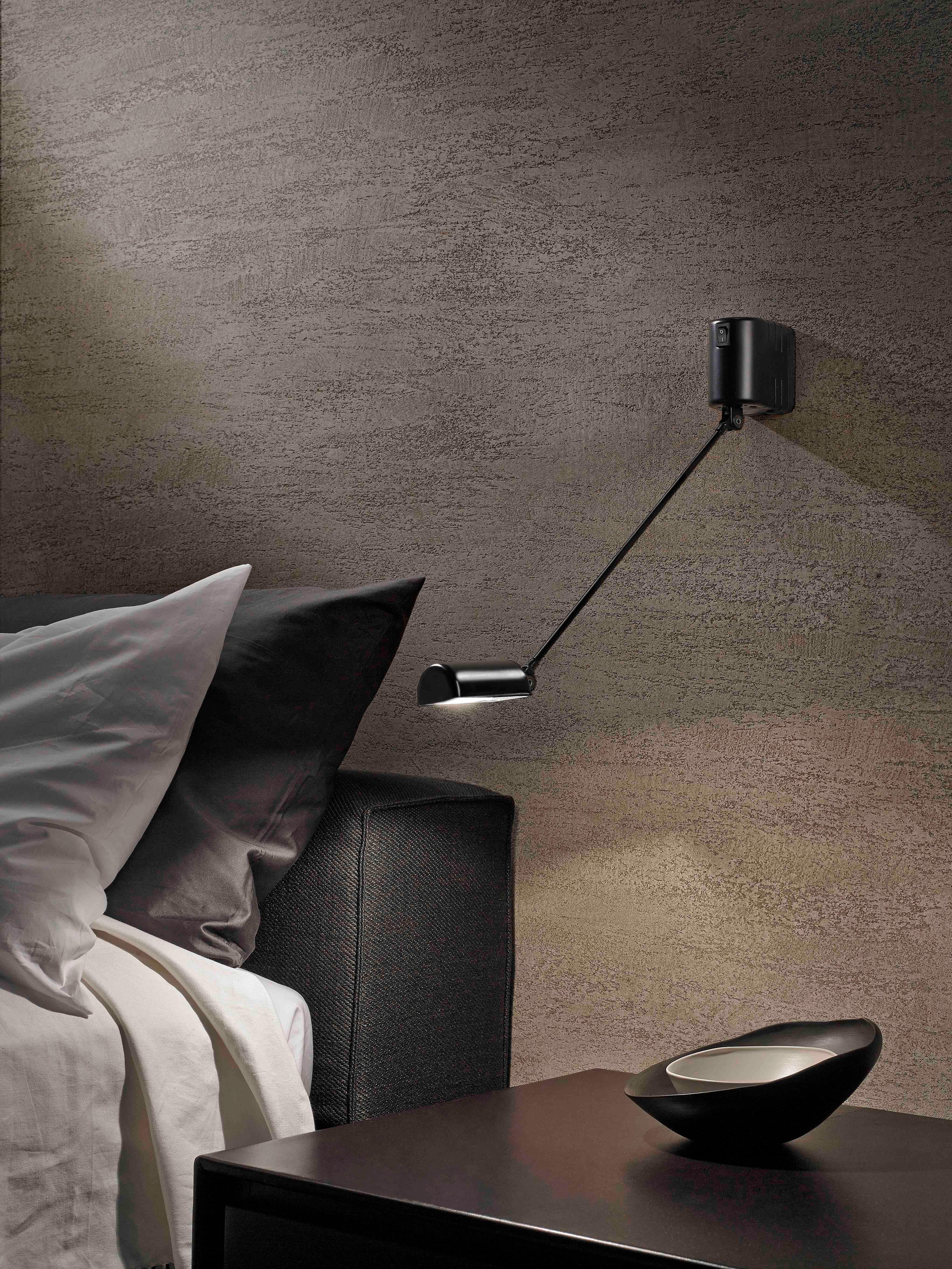 Modern Lumina Daphine Parete 35 LED Wall Lamp in Bronze Metal Paint by Tommaso Cimini For Sale