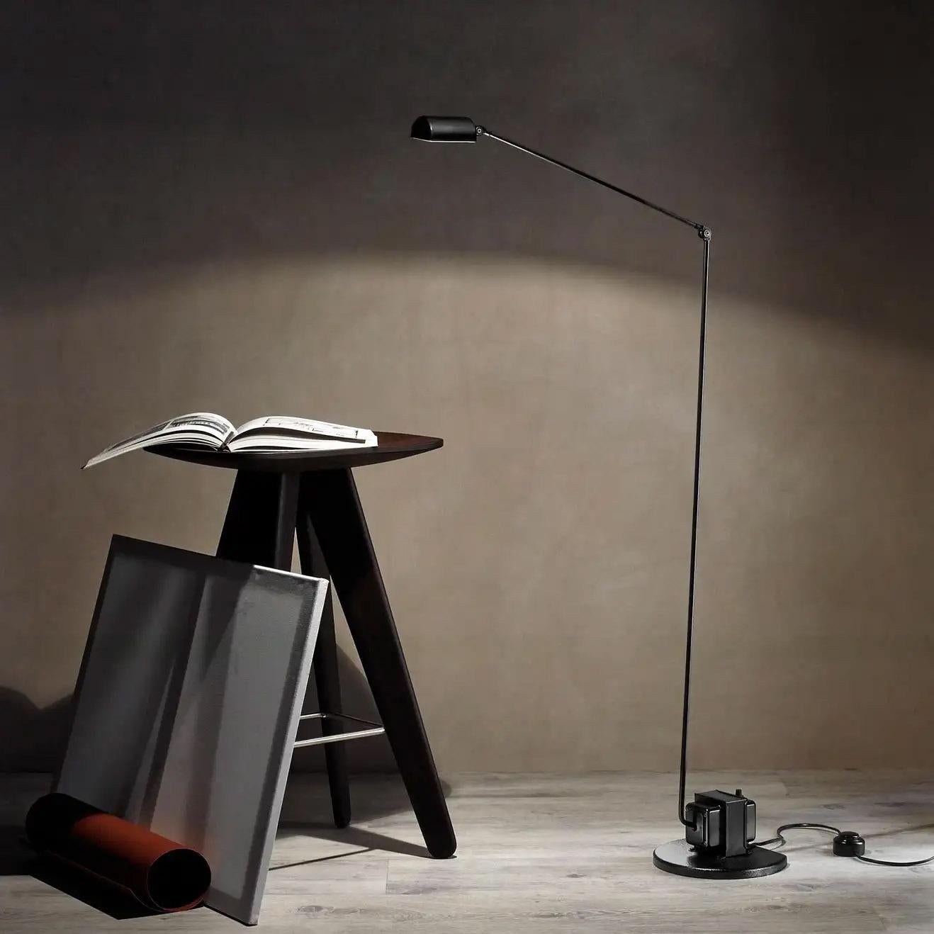 Lumina Daphine Terra LED table lamp in soft touch black by Tommaso Cimini

Undisputed emblem of elegance and functionality, the Daphine represents the essence of Lumina.
The idea behind the creation of the Daphine lamp is as simple as it is